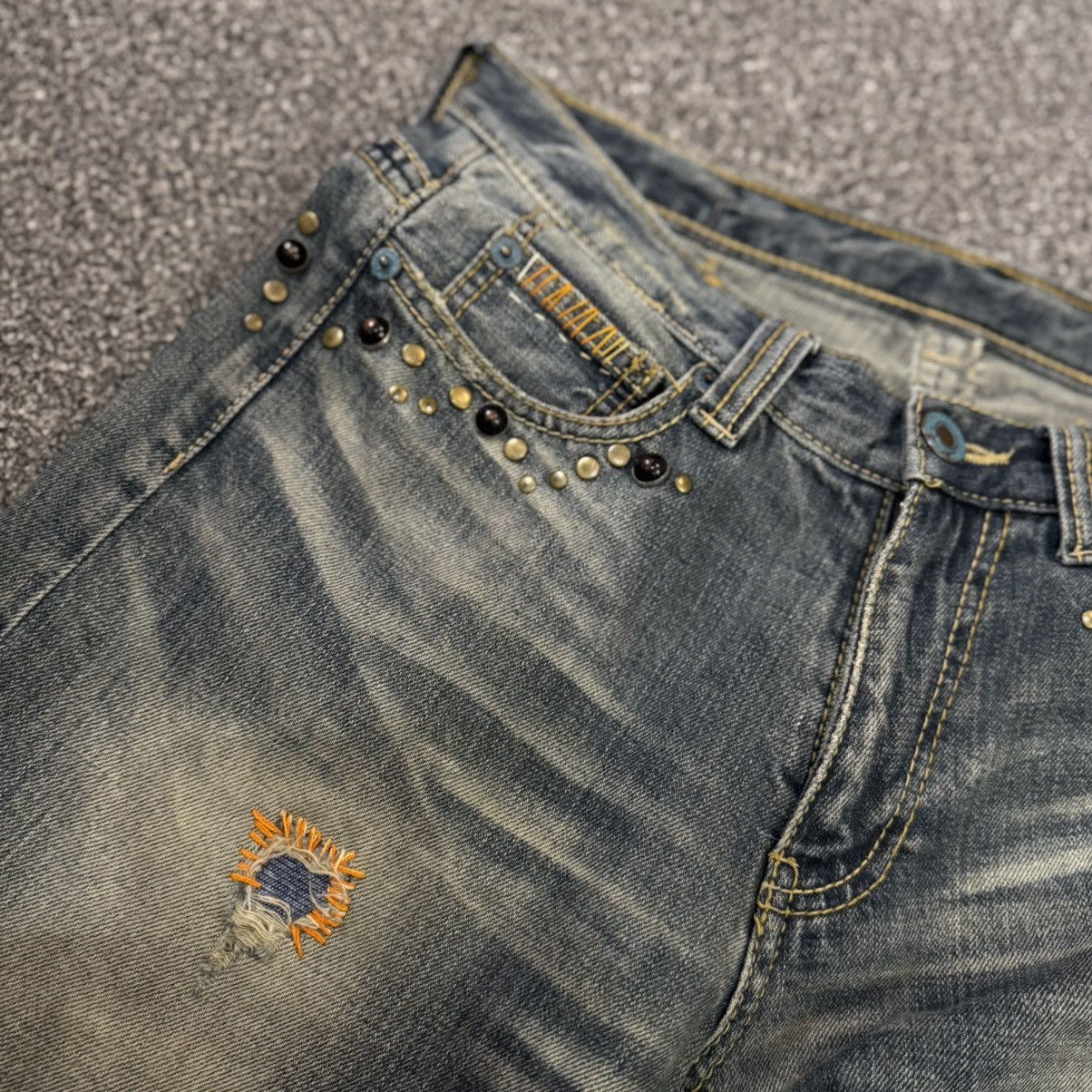 Japanese Brand Vintage Boot Cut Japanese Distressed Trim Studded Denim Size US 31 - 11 Thumbnail