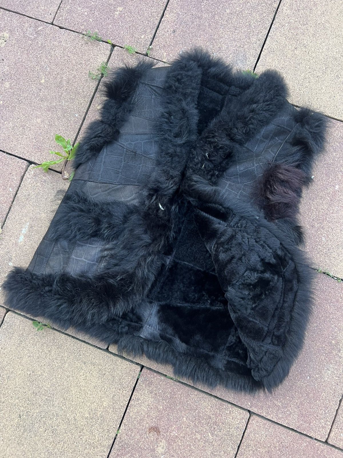 Japanese Brand Very Rare Japanese Balenciaga Style Real Fur Mohair Y2K vest Size US M / EU 48-50 / 2 - 3 Thumbnail
