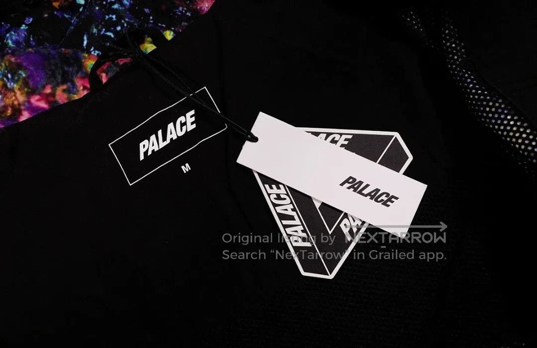 Palace palace iments shell top jacket with stars. Size US M / EU 48-50 / 2 - 4 Thumbnail