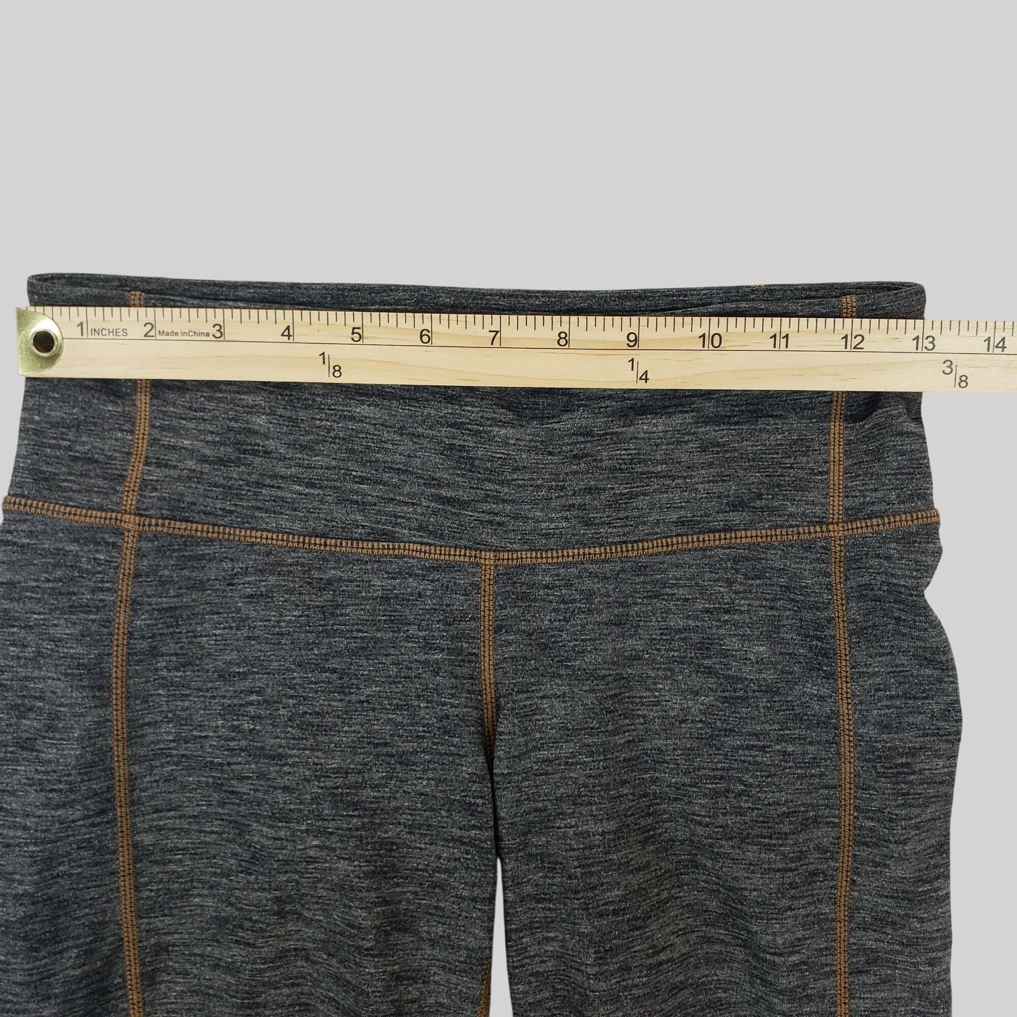 Athleta Athleta women's Grey Cropped Leggings Size S Size 26" / US 2 / IT 38 - 4 Thumbnail