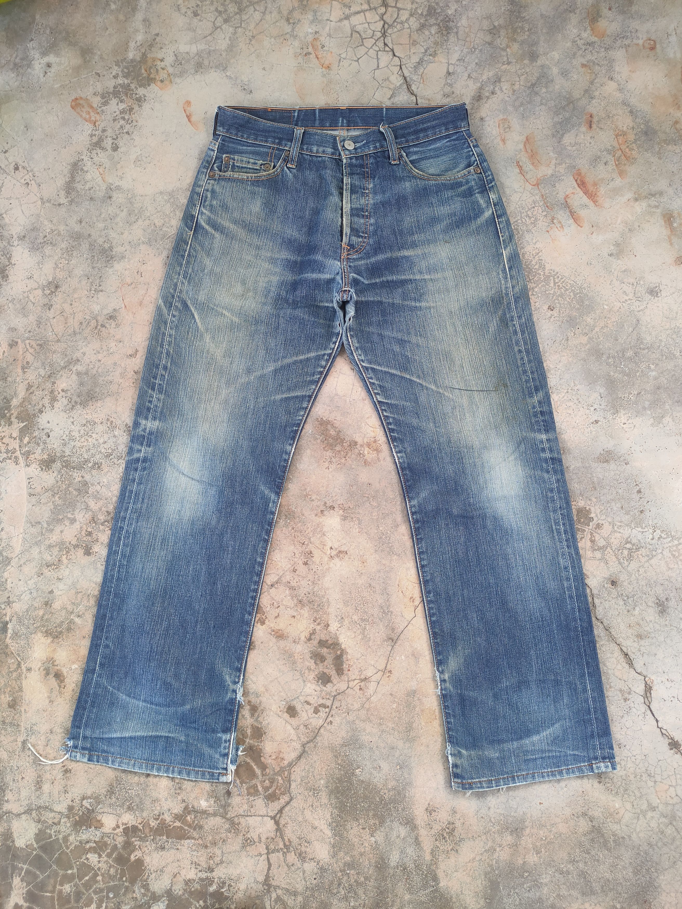 Levi's Vintage Clothing VINTAGE LEVI'S 501 FADED RIPPED DISTRESSED JEAN DENIM PANTS Size US 30 / EU 46 - 3 Thumbnail