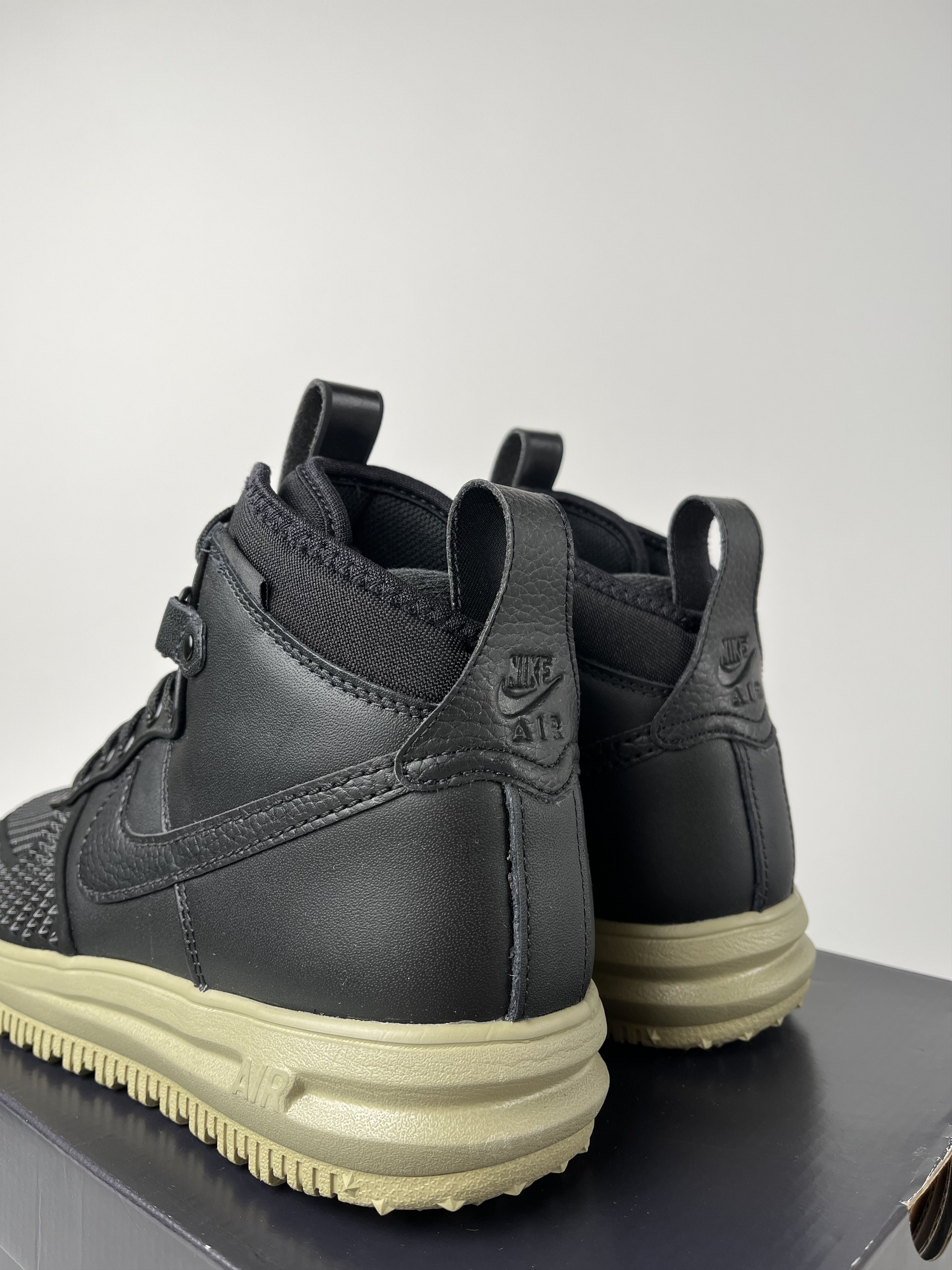 Nike High-top sneakers Nike Lunar Force 1 Duckboot Size US 10 / EU 43 - 3 Thumbnail