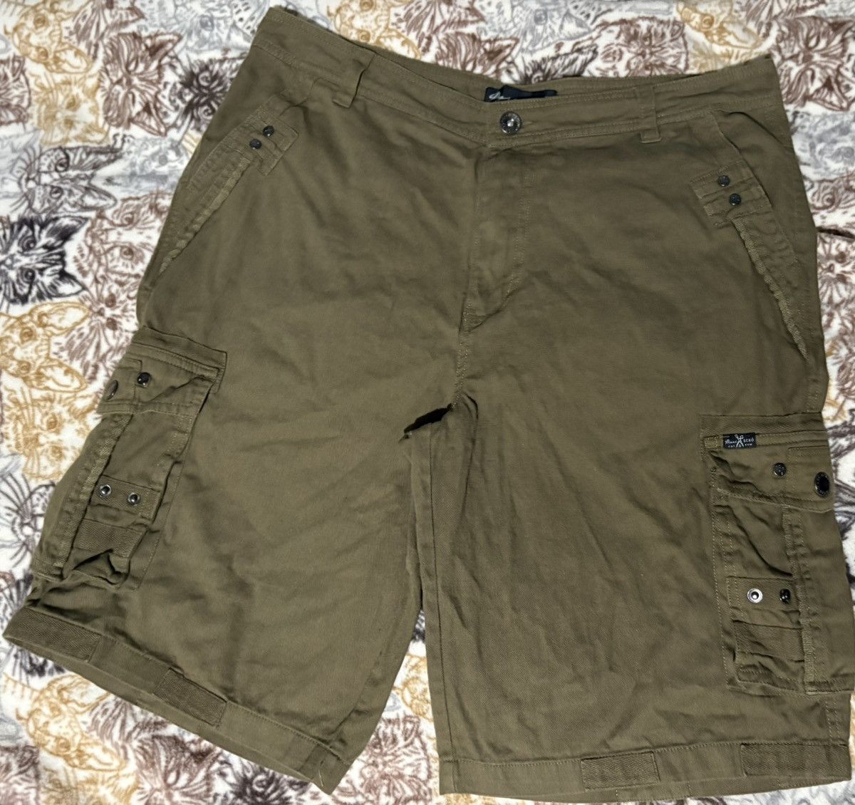 Marc Ecko × Vintage Baggy Mark Ecko Cut and Sew Cargo shorts Size US 36 / EU 52 - 1 Thumbnail