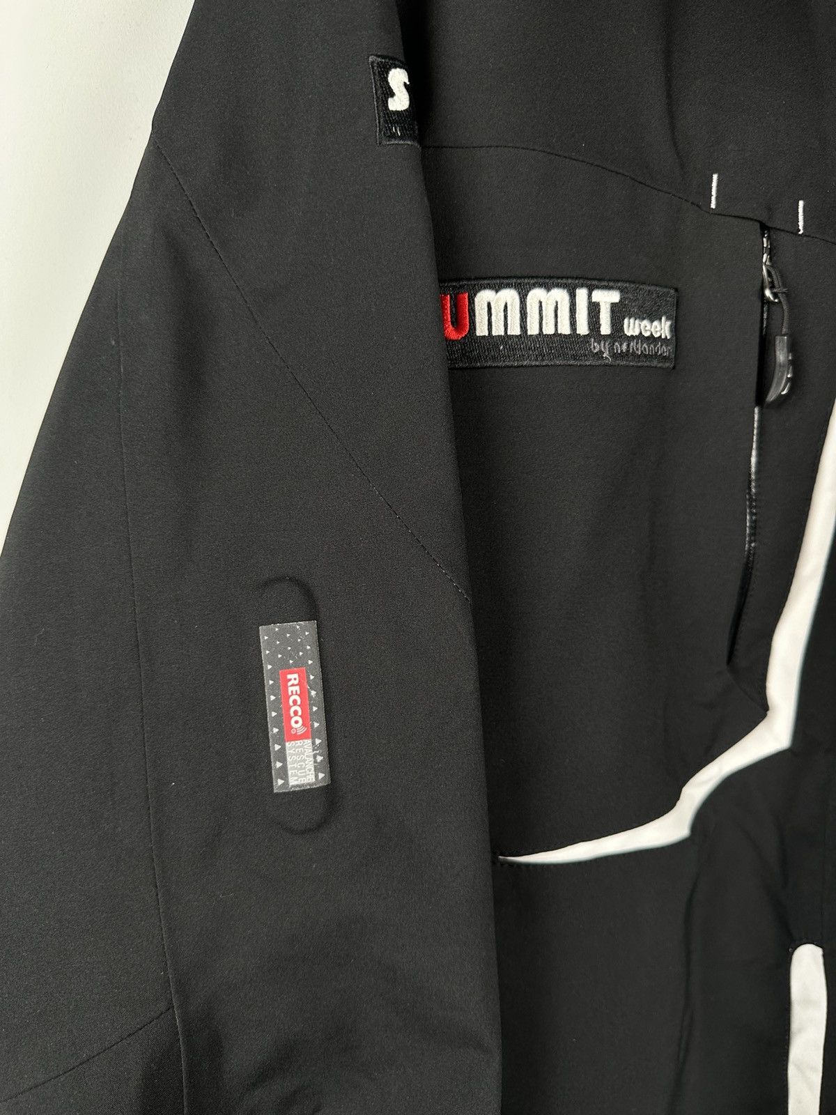 Goretex SOS Snowboarding Outdoor Jacket Hooded Recco Size US XXL / EU 58 / 5 - 6 Thumbnail