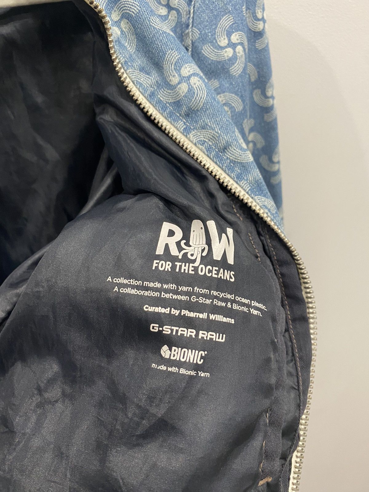 G-Star × Pharrell Denim Jacket G-Star x Pharrell Williams RAW FOR THE OCEANS Size US L / EU 52-54 / 3 - 11 Thumbnail