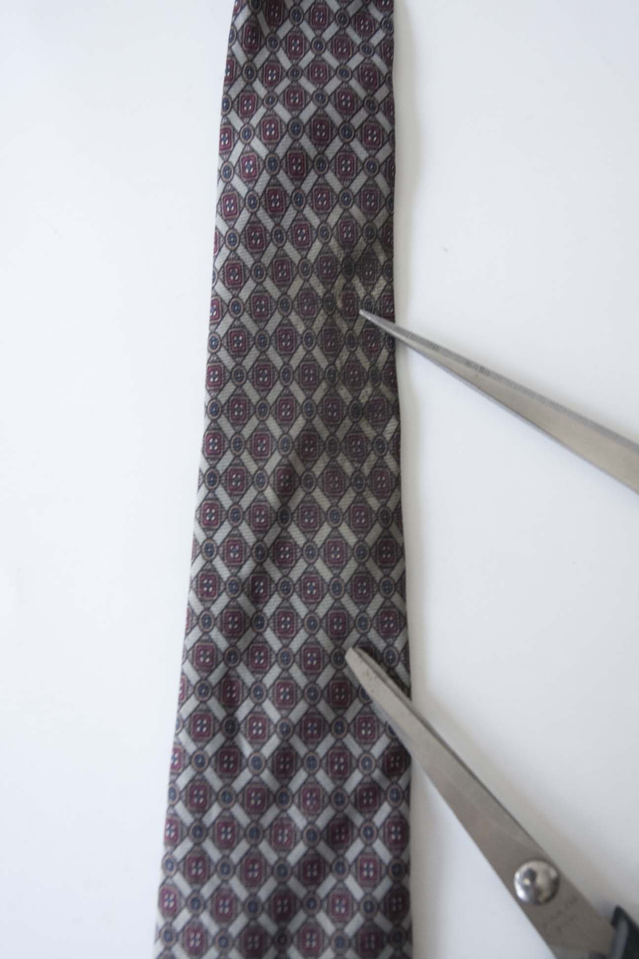 Vintage × Yves Saint Laurent Yves Saint Laurent Neckwear Tie 100% Silk Gray/ Brown Size ONE SIZE - 4 Thumbnail