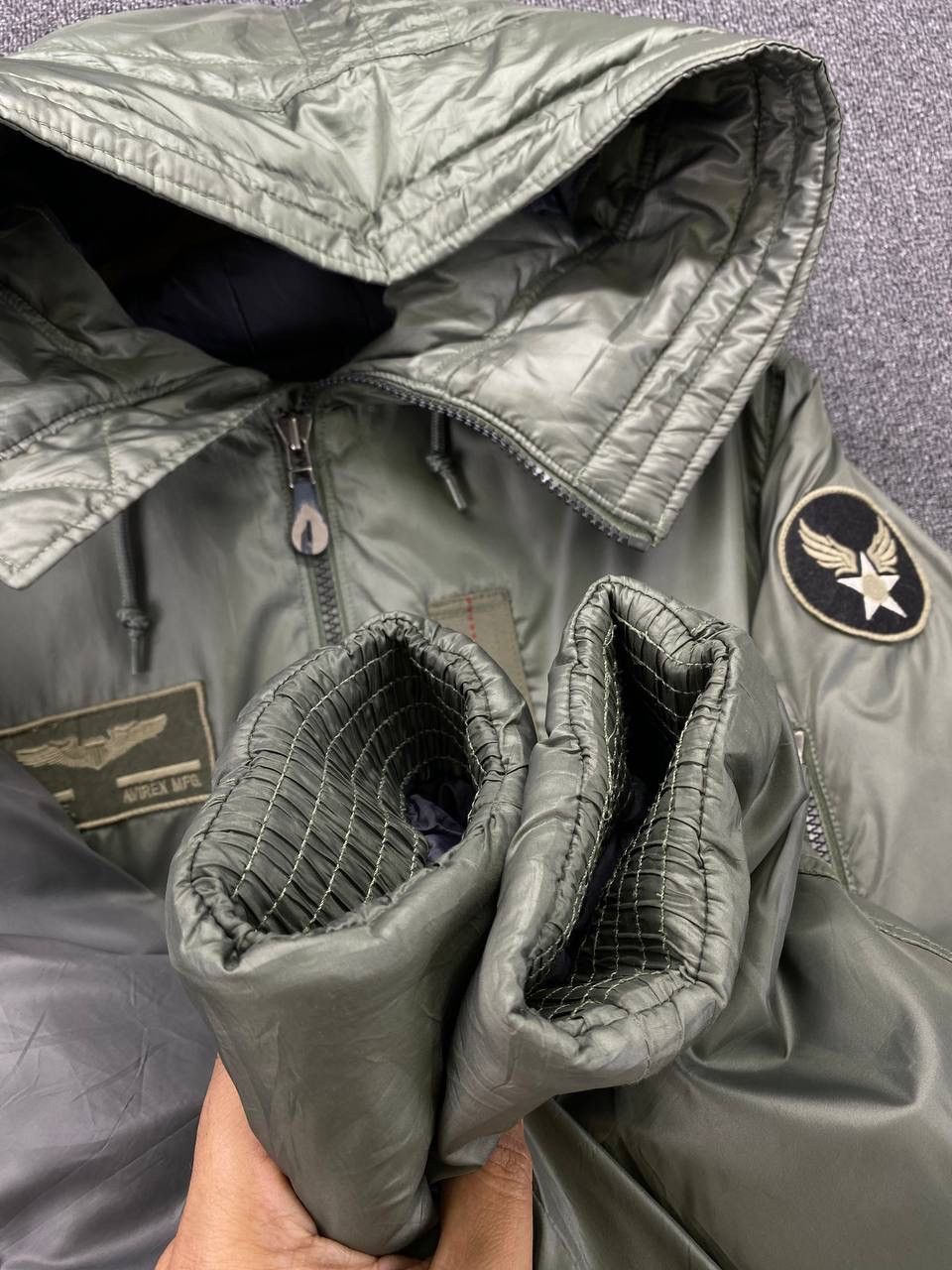 Avirex Vintage Avirex Us Air Force Military Down Jacket Size US XL / EU 56 / 4 - 16 Thumbnail