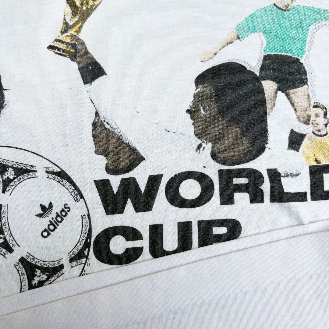 Adidas Adidas World Cup 1990 90s Vintage Italy Rare Soccer T-Shirt Size US XL / EU 56 / 4 - 4 Thumbnail