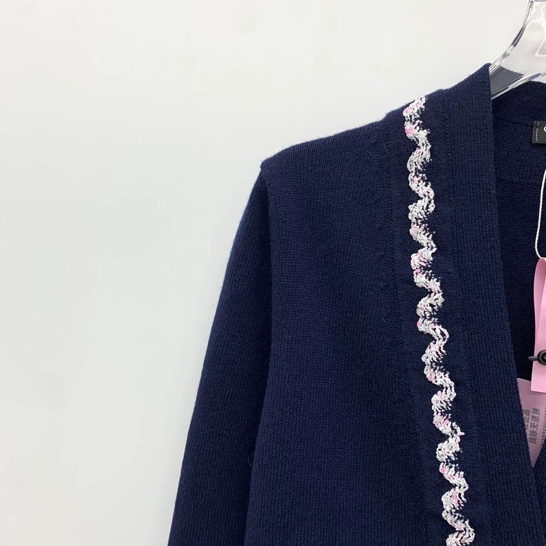 Chanel Chanel Navy Cashmere Cardigan with VNeck -2505 Size US XXS / EU 40 - 3 Thumbnail