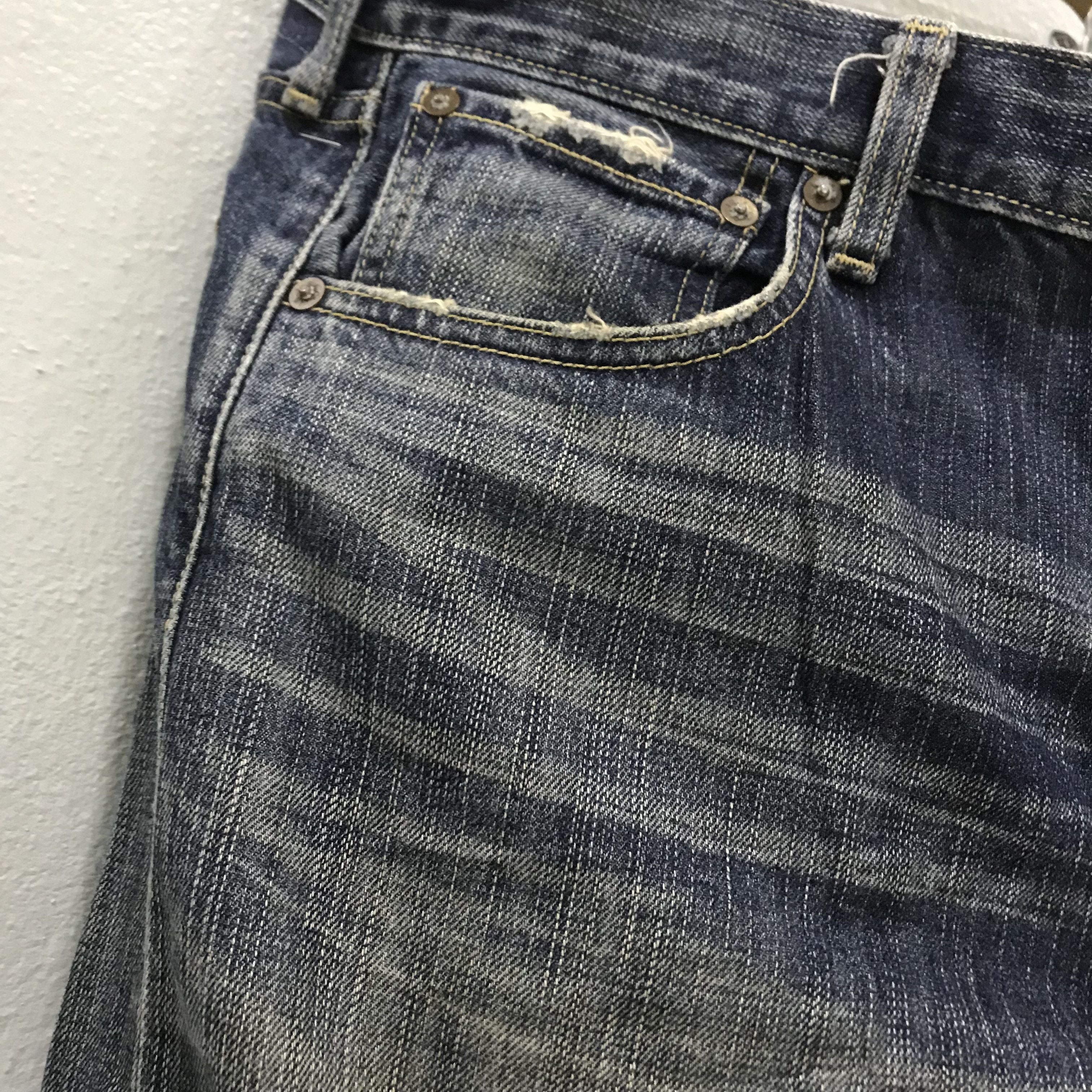 Levi's Vintage Levi's 503 Dark Wash Jeans Distressed Faded Blue Size US 35 - 8 Thumbnail