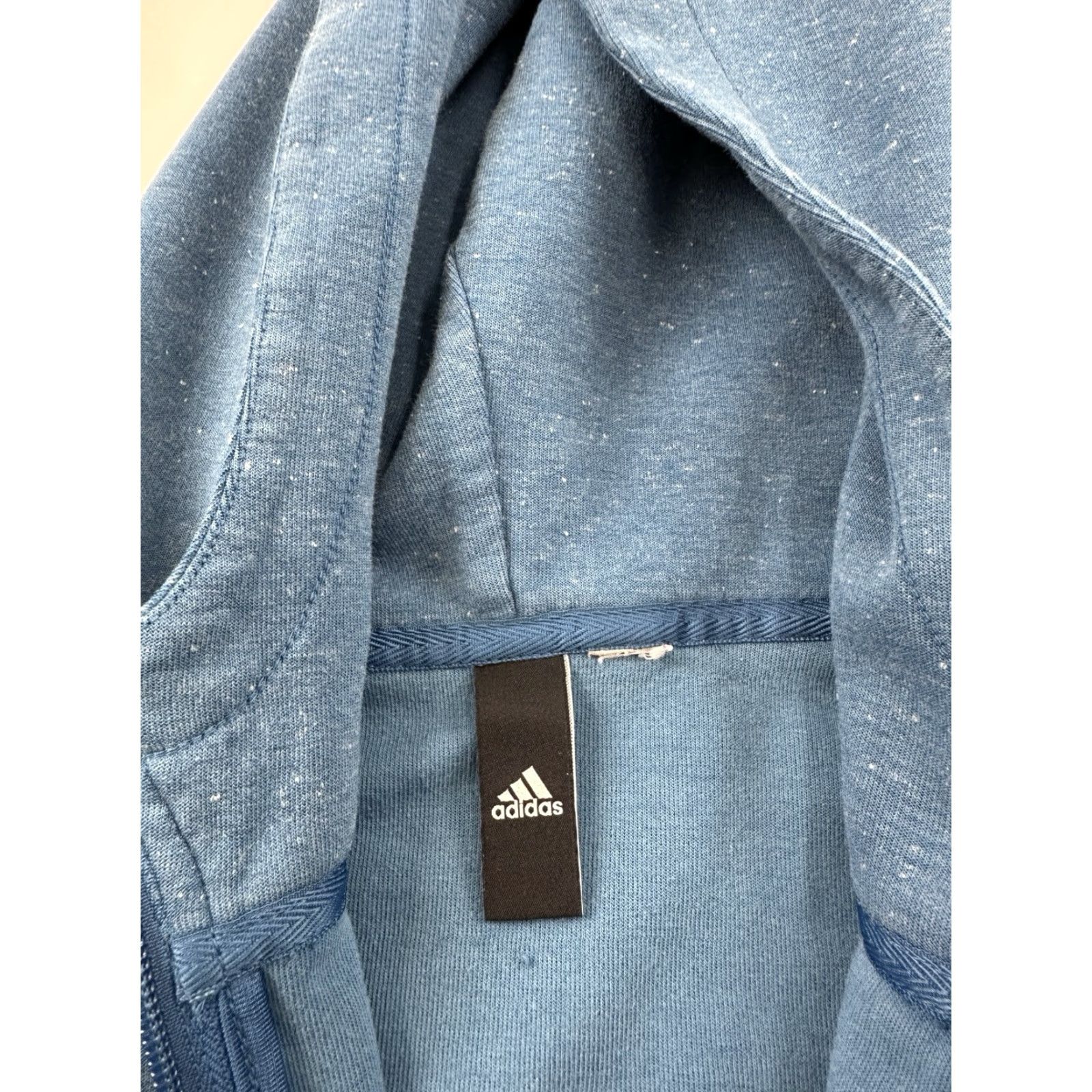 Adidas VINTAGE? No—actually not vintage. Adidas Hoodie Seeatshirt Womens Large Blue Wanderlust Full Zip Ladies Size L / US 10 / IT 46 - 4 Thumbnail