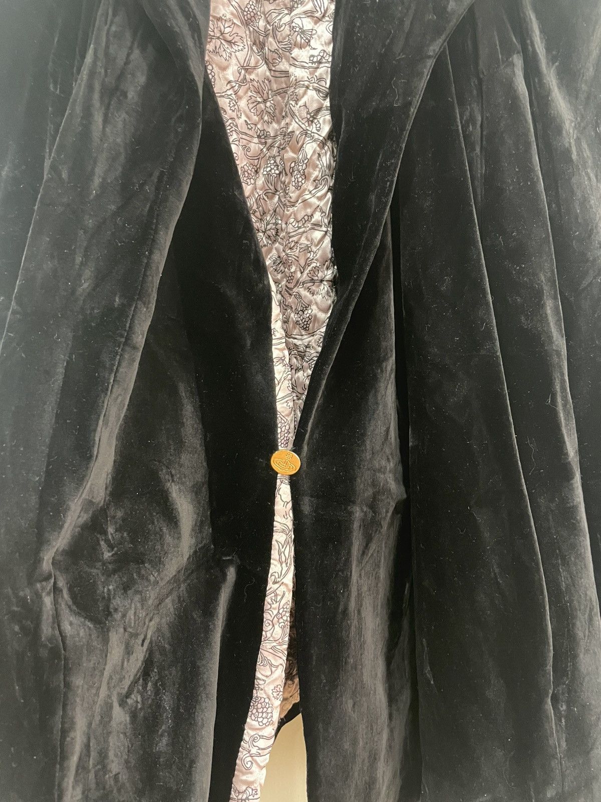 Vivienne Westwood 1990’s Vivienne Westwood Velvet Black coats Size ONE SIZE - 10 Thumbnail