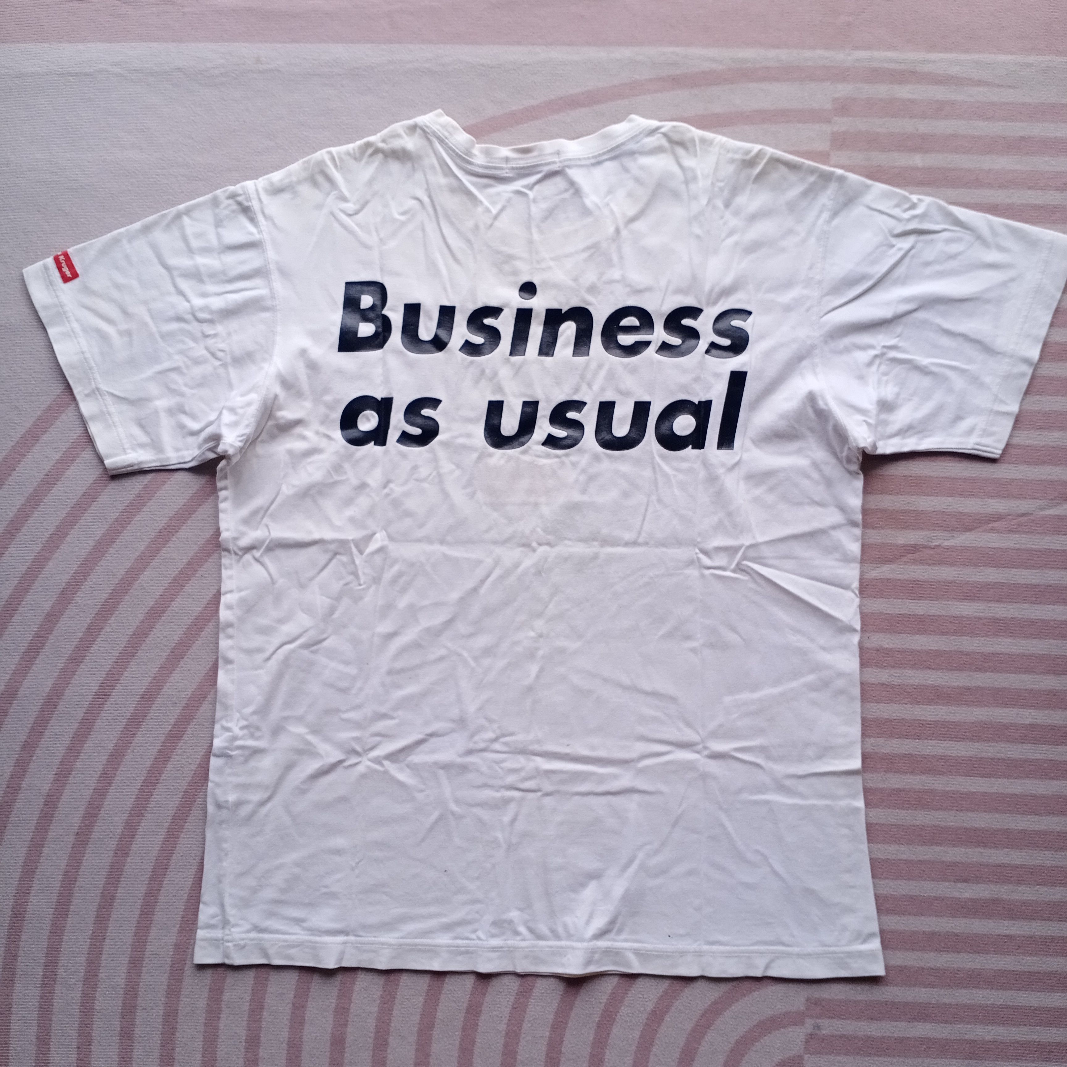 Barbara Kruger Vintage 90s Barbara Kruger Business As Usual Pop Art Shirt Size US L / EU 52-54 / 3 - 4 Thumbnail