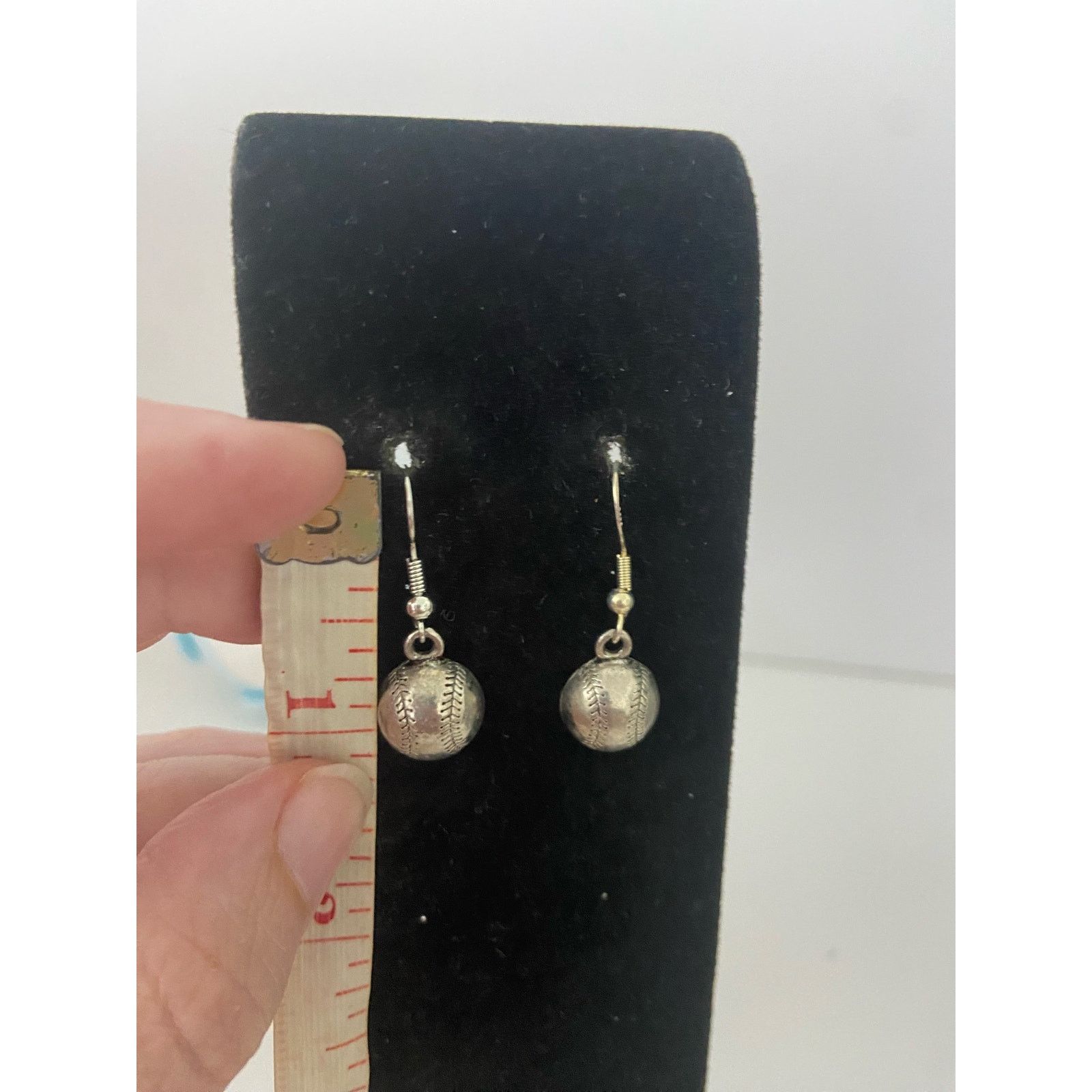 Handmade Upcycled baseball earrings Size ONE SIZE - 3 Thumbnail