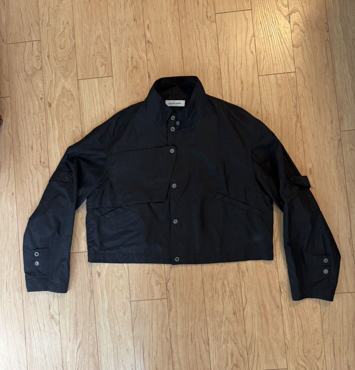 Kiko Kostadinov Meno cropped jacket black | Grailed