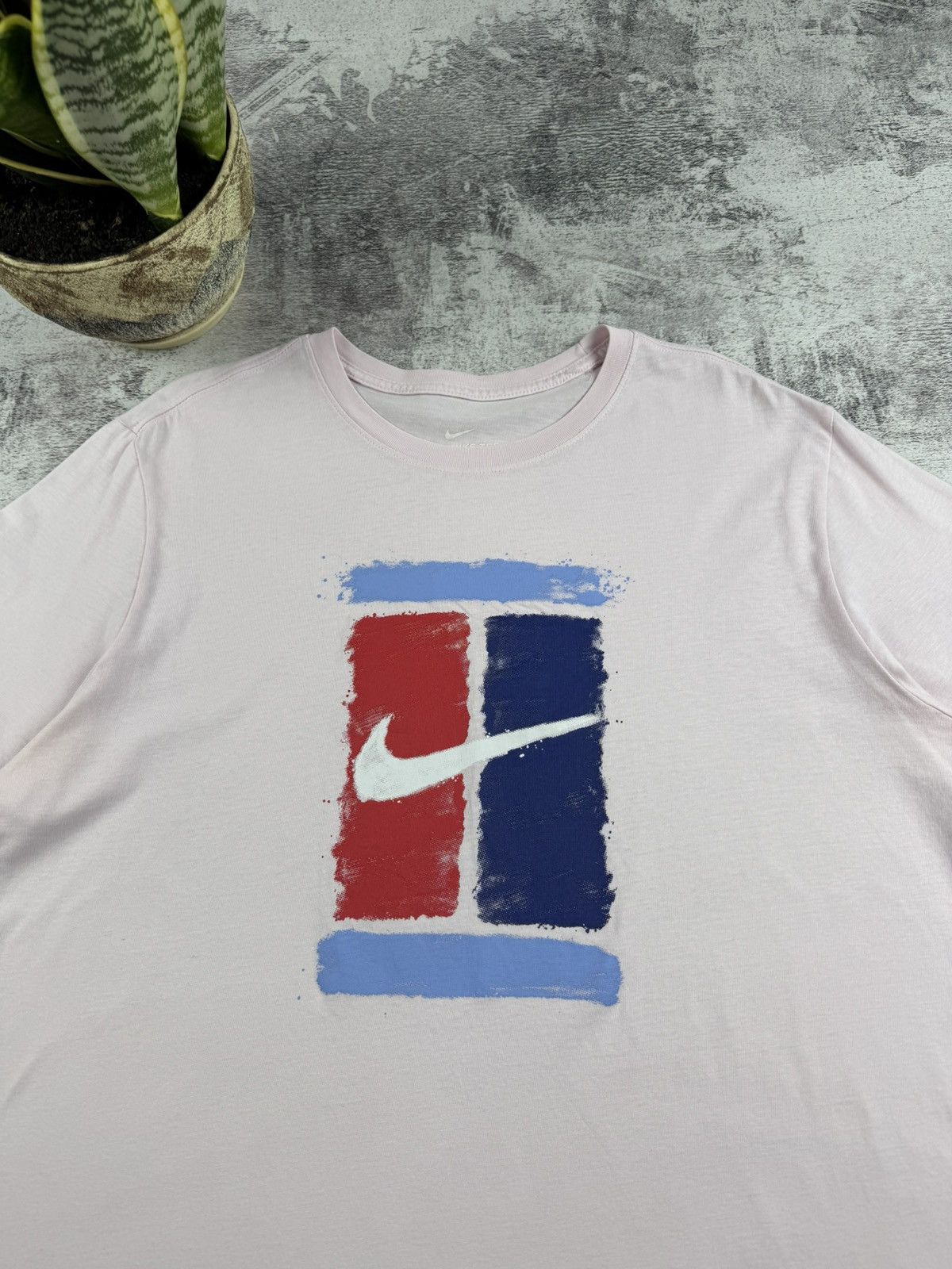 Nike Nike Team Rose Big Swoosh Basic Sportswear Blank T Shirt Tee Size US XL / EU 56 / 4 - 6 Thumbnail