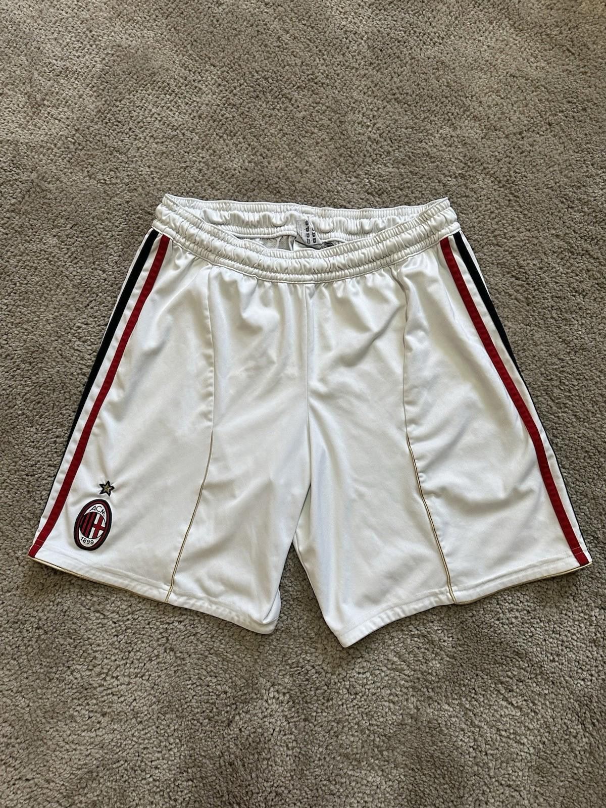 Adidas 2010-11 Ac Milan Adidas Home Football Shorts Serie A Italy L Size US 32 / EU 48 - 1 Thumbnail