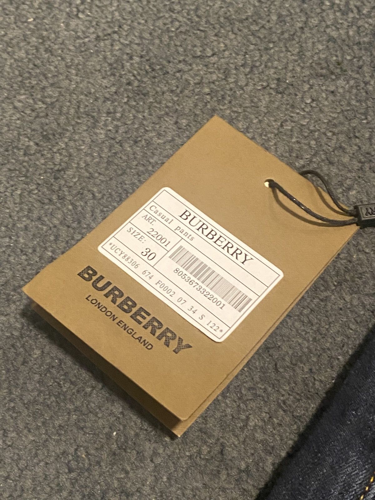 Burberry × Designer BURBERRY SLIM FIT JEANS Size US 30 / EU 46 - 11 Thumbnail