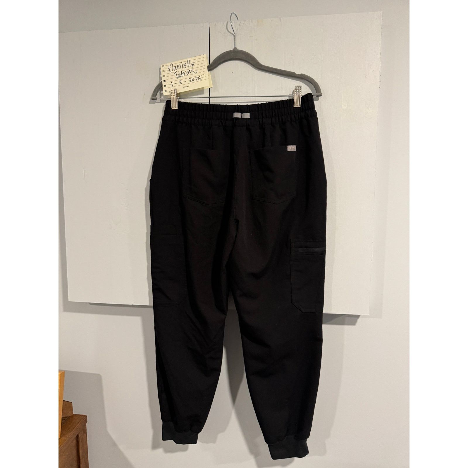 Other Figs Black Uman Relaxed Jogger Scrub Pants Size M/P Size 28" / US 6 / IT 42 - 3 Thumbnail