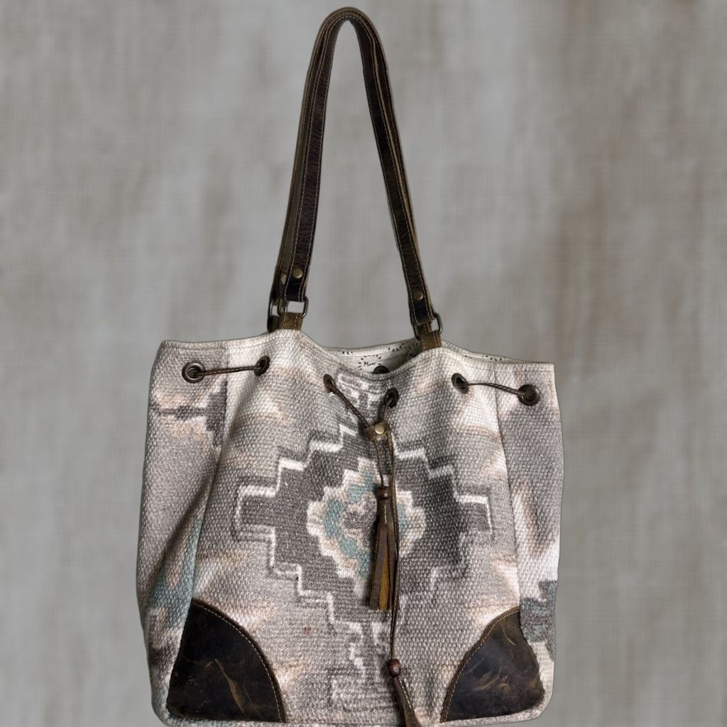 Vintage VINTAGE Myra Cinch Tote Large Beige Aztec Southwest Bag - Double Handles Women 12x11x5.5 Size ONE SIZE - 1 Thumbnail