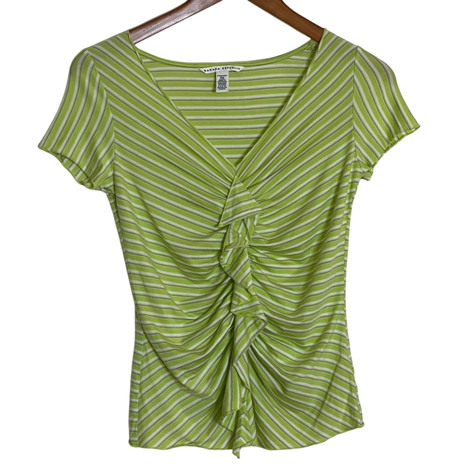 Banana Republic Banana Republic Y2K Ruffle Front Top Size XS / US 0-2 / IT 36-38 - 1 Thumbnail