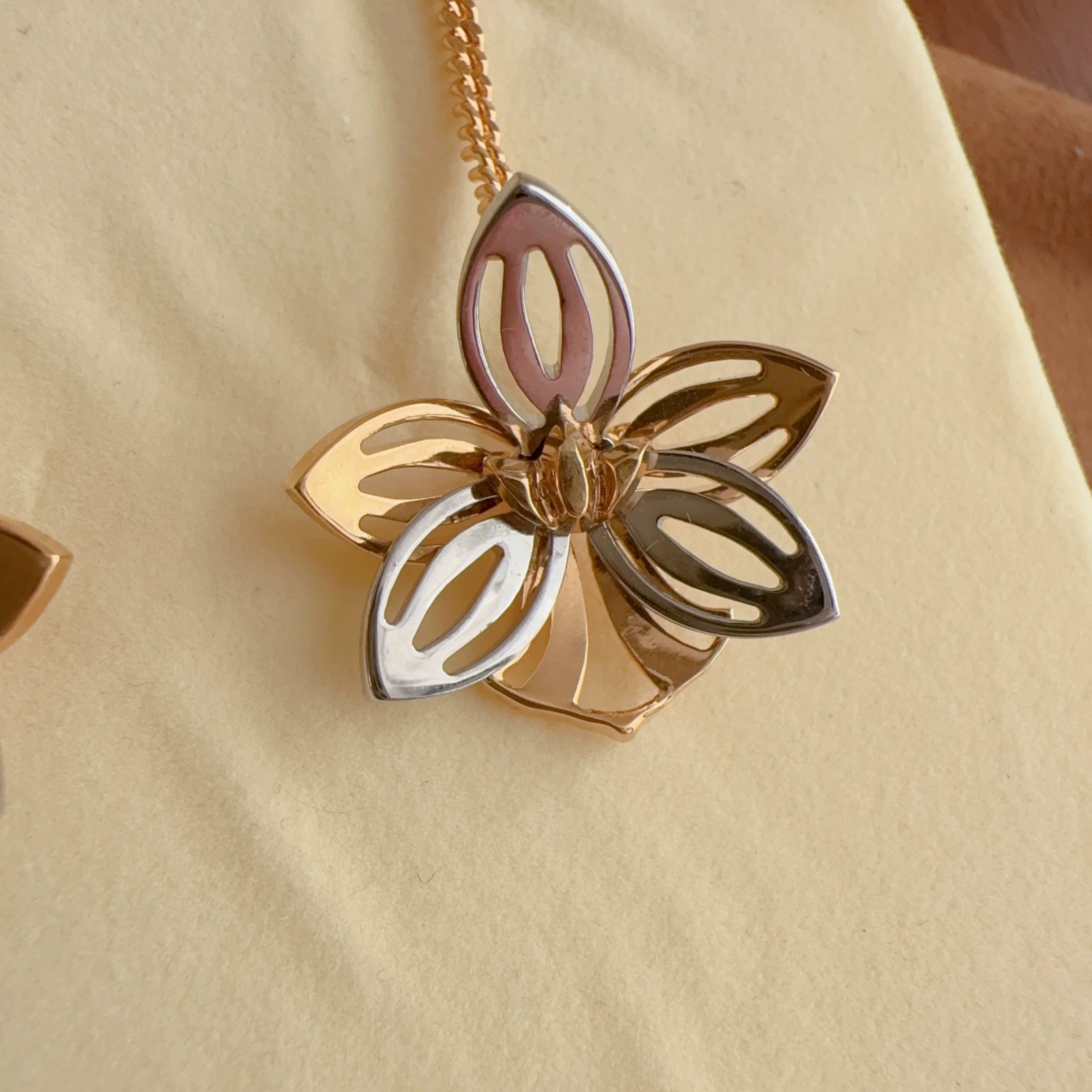 Fendi Fendi 99 New 2Tone Floral Earrings With Box Size ONE SIZE - 3 Thumbnail