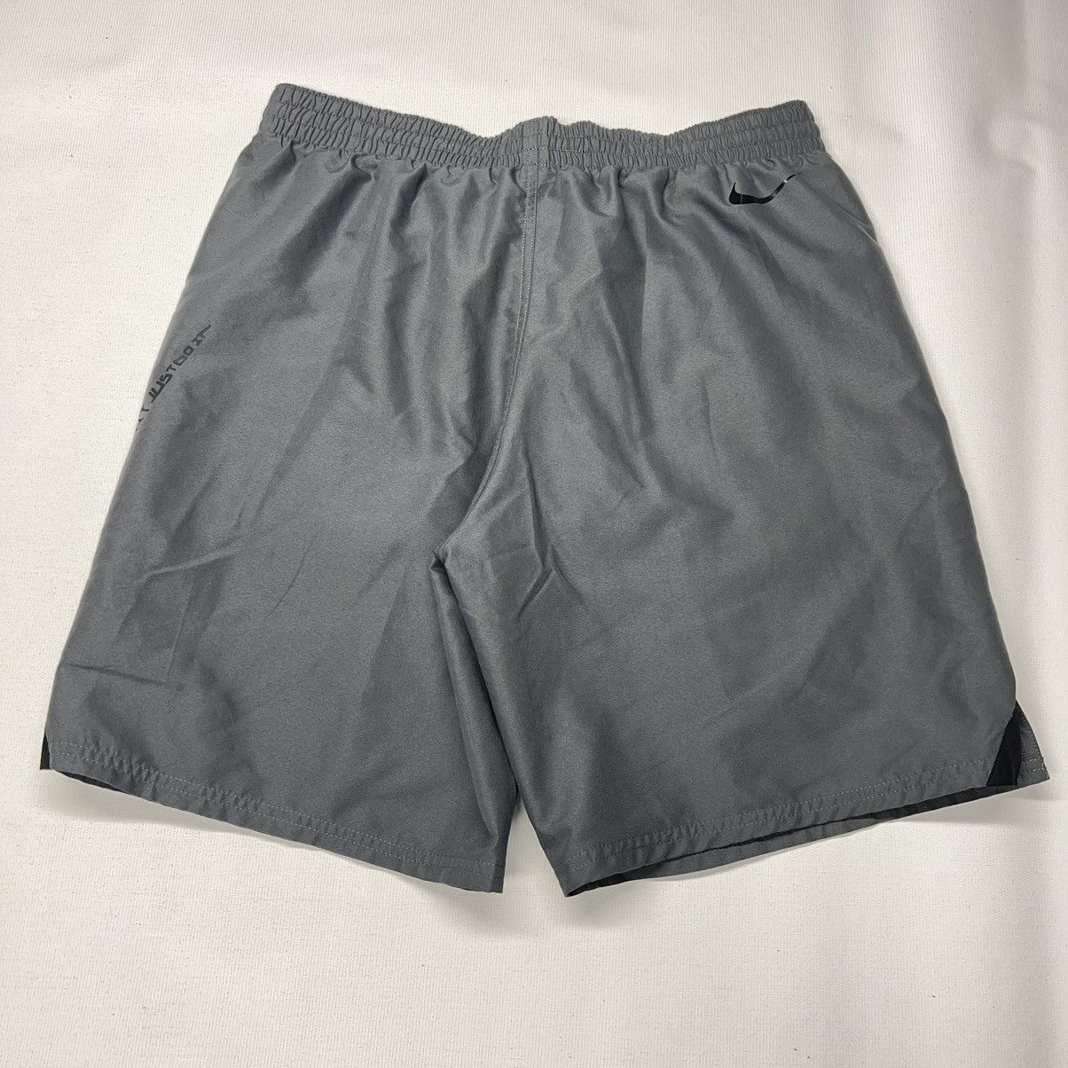 Nike Nike Shorts Gray Athletic Running Active Swoosh Logo Size US 34 / EU 50 - 10 Thumbnail