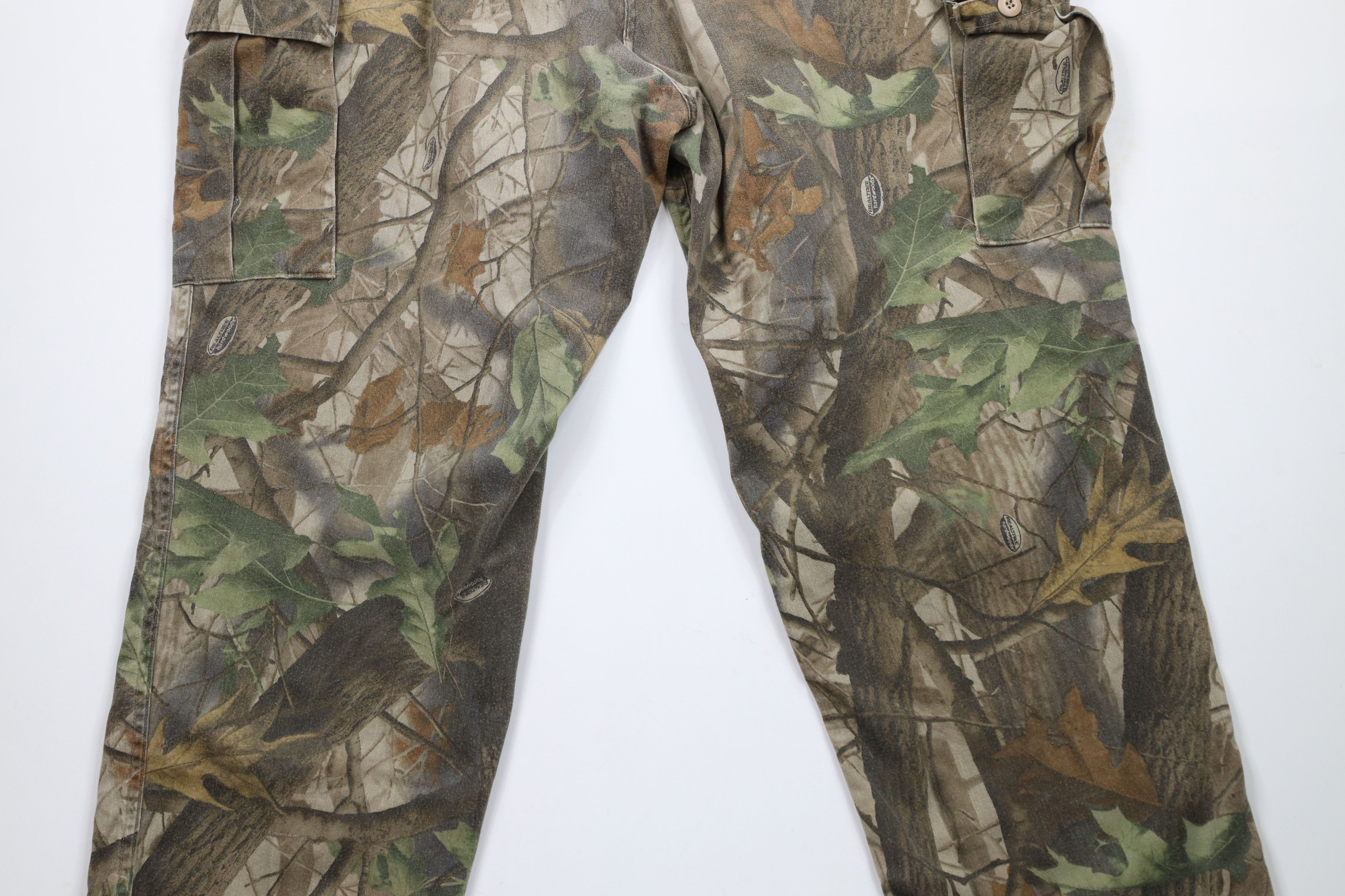 Cabelas × Vintage Vintage 90s Cabelas Realtree Camouflage Wide Leg Cargo Pants Size US 42 / EU 58 - 10 Thumbnail