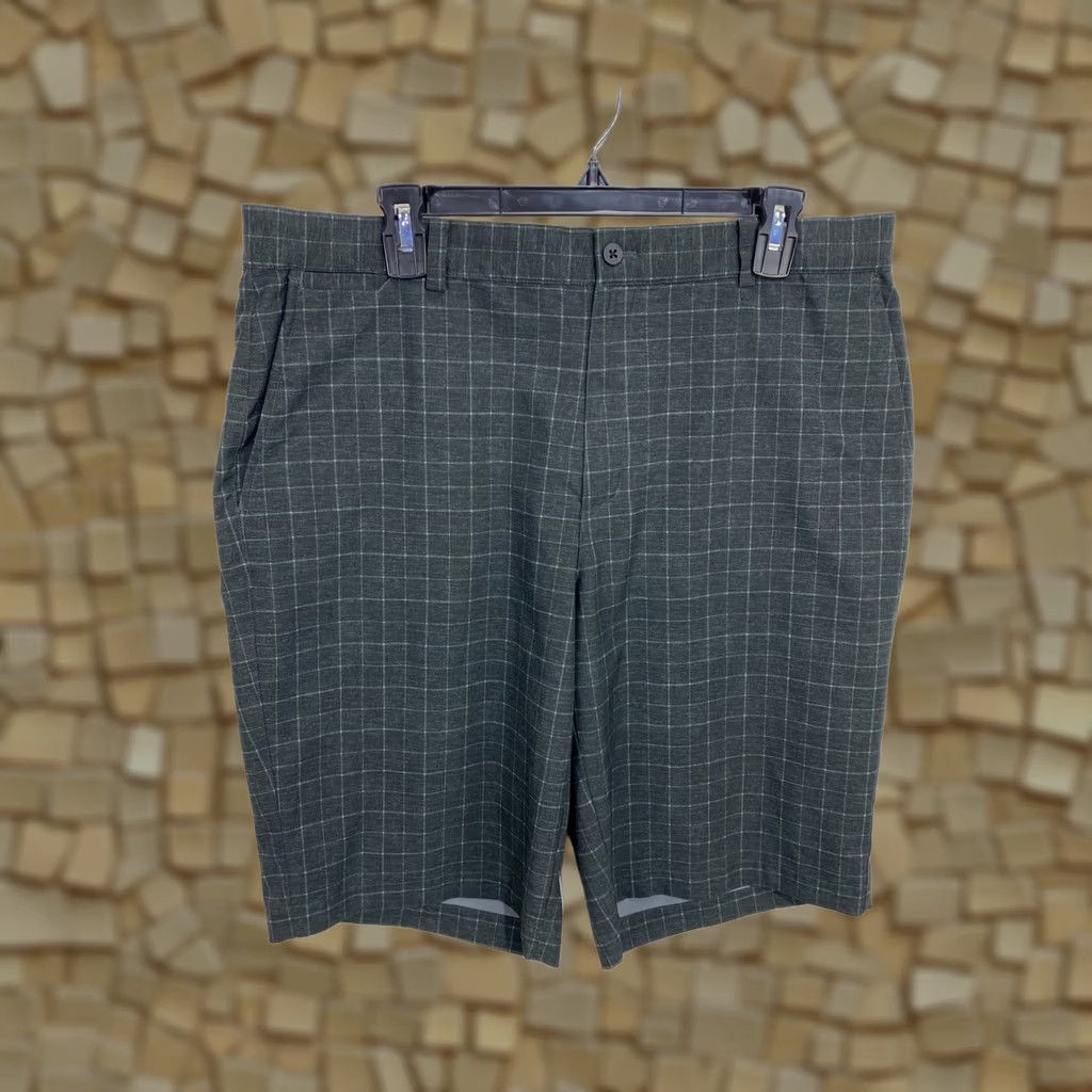 Nike Nike Golf Shorts Dri-Fit Swoosh Gray Mens 36 Plaid Charcoal Zipper Pockets Easy Care Lightweight Modern Chino Casual Sports Outdoor 90s Theme? Size US 36 / EU 52 - 1 Thumbnail