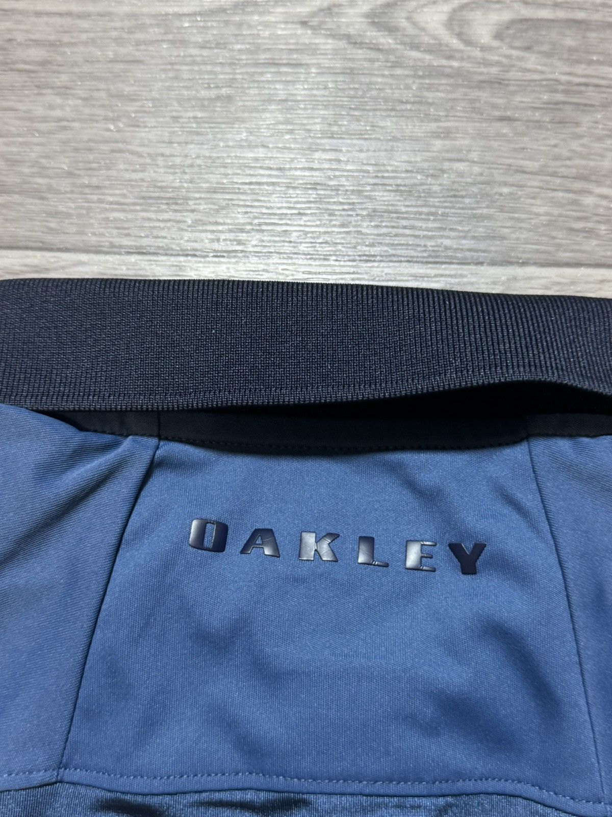 Oakley Oakley Polo Shirt Blue Striped Back Golf Casual Short Sleeve Size US L / EU 52-54 / 3 - 8 Thumbnail