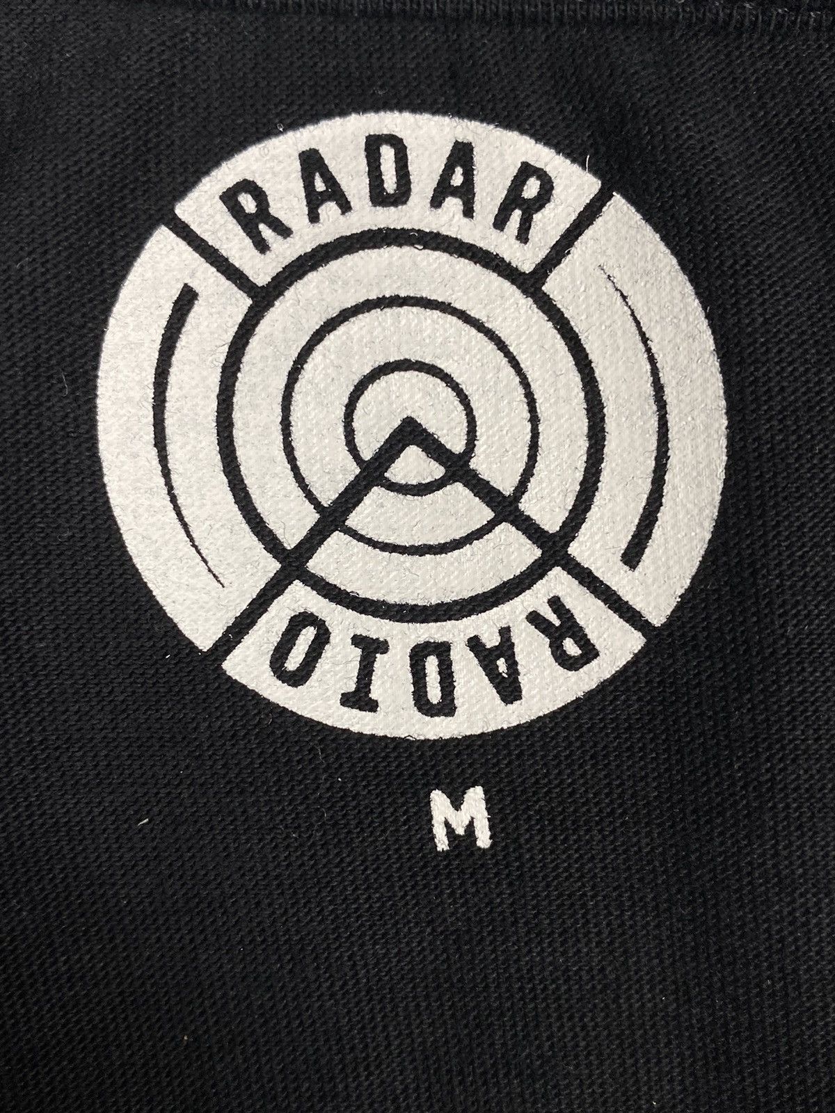Band Tees Radio Radar Music Tee y2k Size US M / EU 48-50 / 2 - 6 Thumbnail