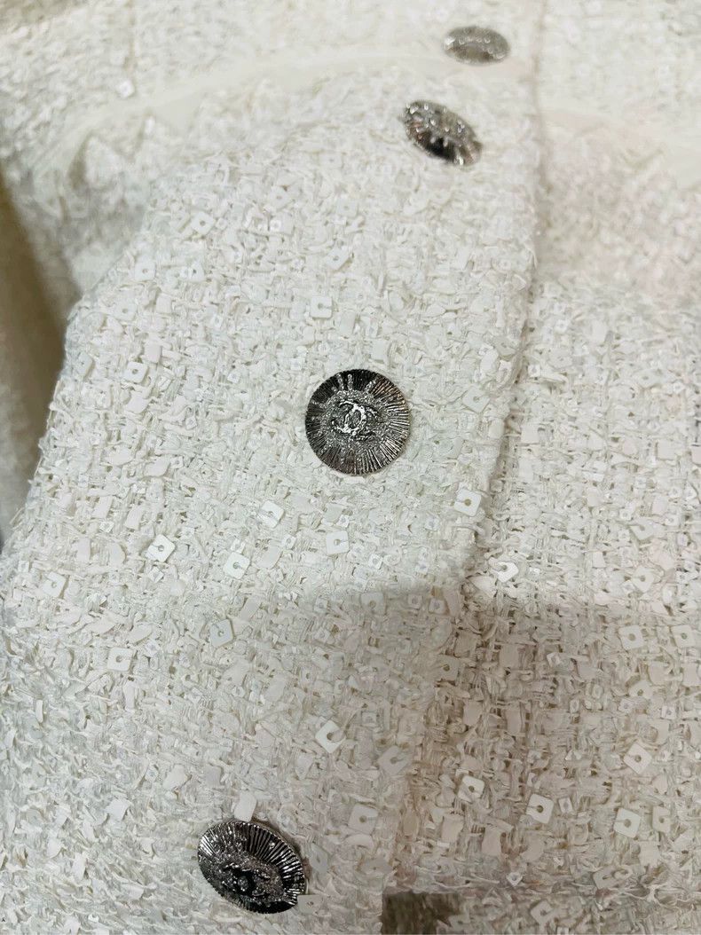 Chanel 24 white sequin waist jacket 2504-Nextarrow