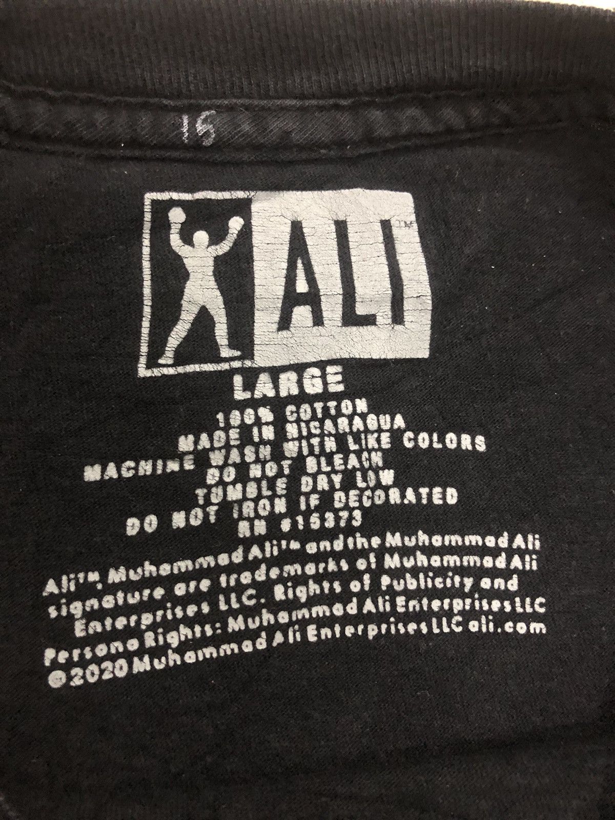 Vintage Vintage y2k Muhammad Ali Goat Tee Size US L / EU 52-54 / 3 - 9 Thumbnail