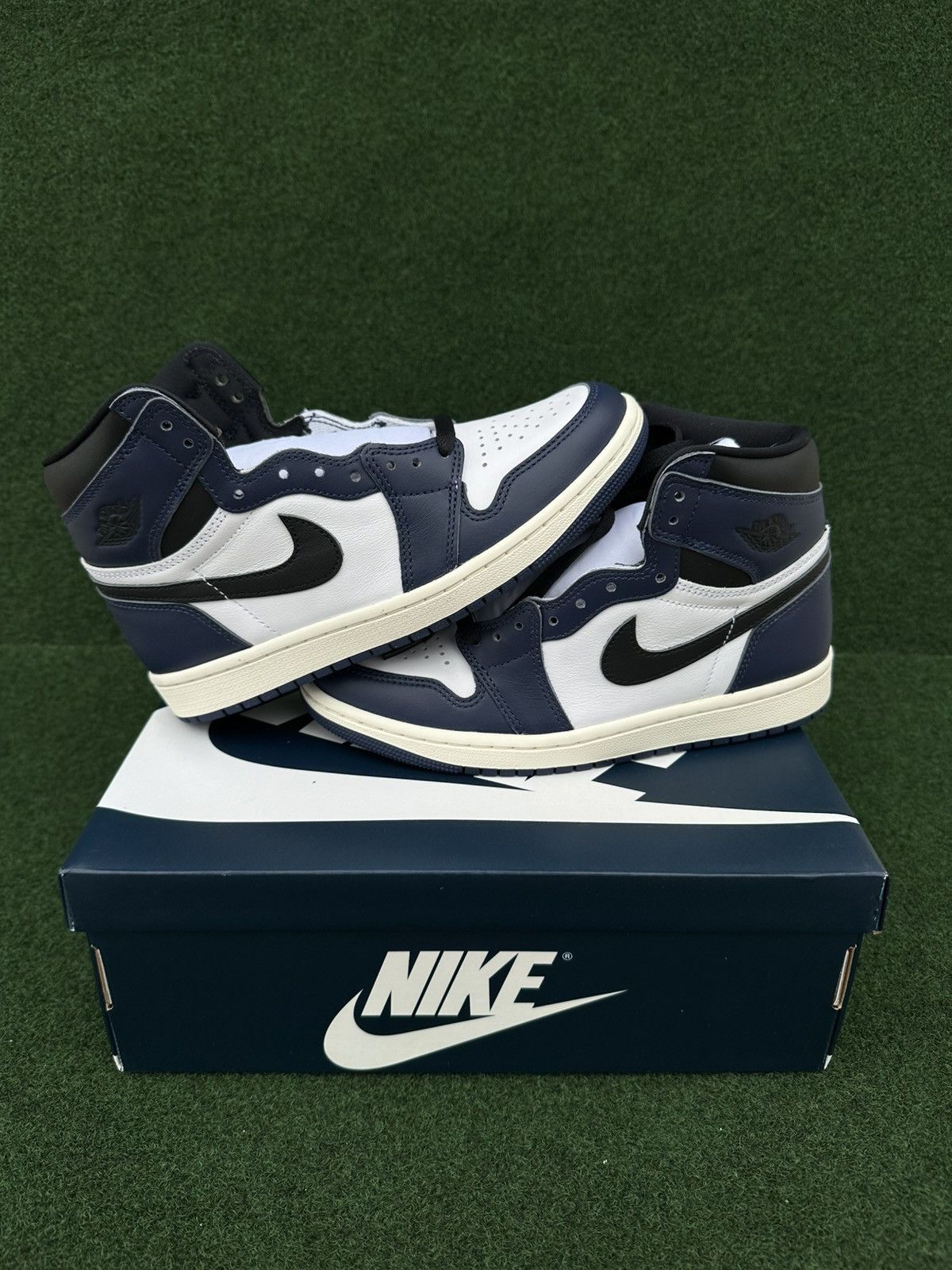 Jordan Brand Jordan 1 “ Midnight Navy” Sz 6.5 Size US 6.5 / EU 39-40 - 1 Thumbnail