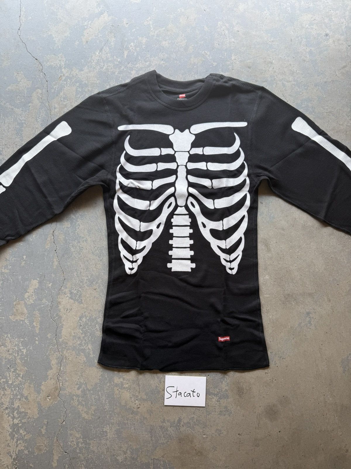 Hanes × Supreme Supreme x Hanes Bone Thermal Crew Black FW21 Size US M / EU 48-50 / 2 - 1 Thumbnail