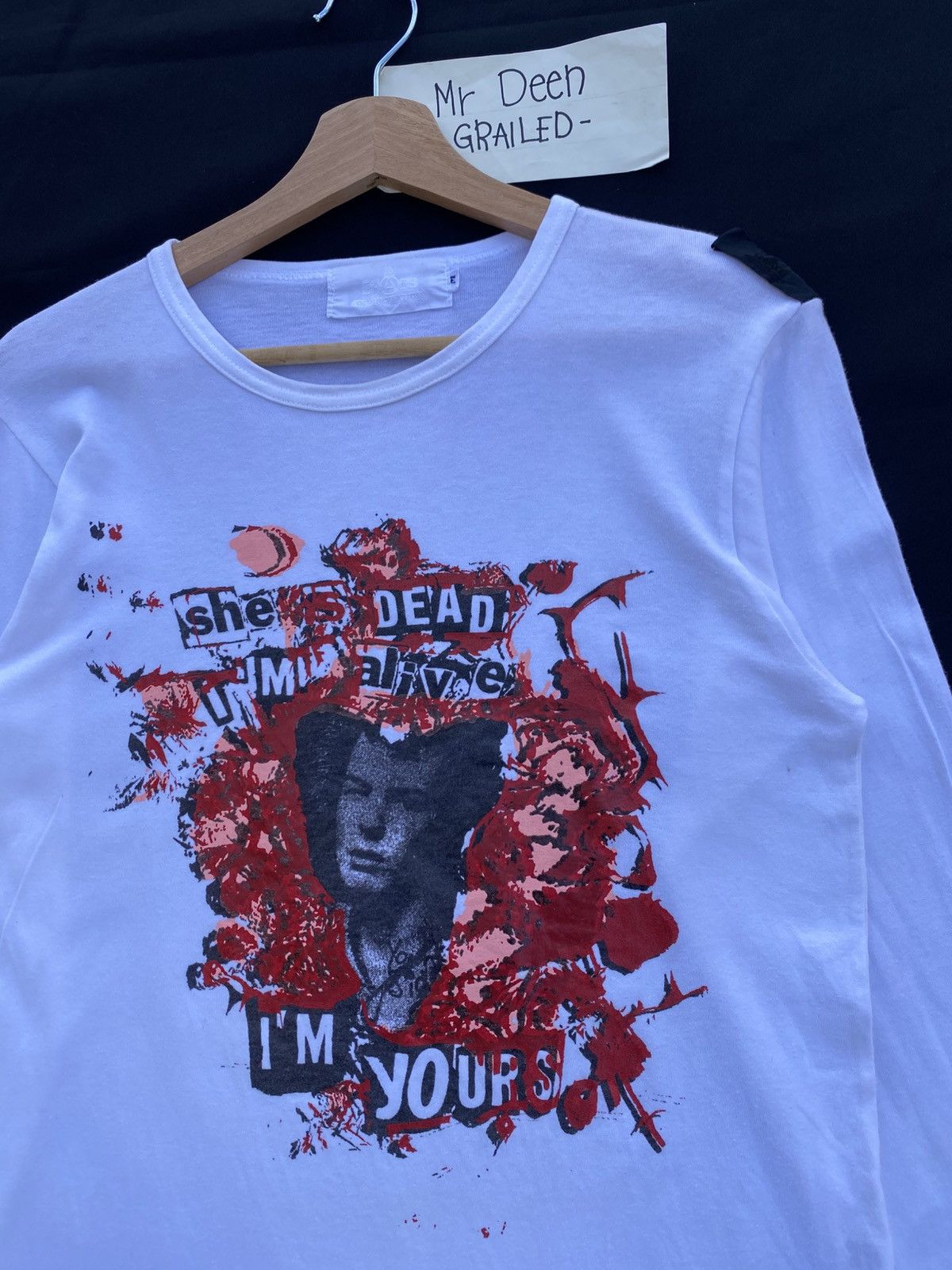 Japanese Brand Rare She’s Dead, I’m Alive, I’m Yours" Seditionaries T-shirt Size S / US 4 / IT 40 - 9 Thumbnail