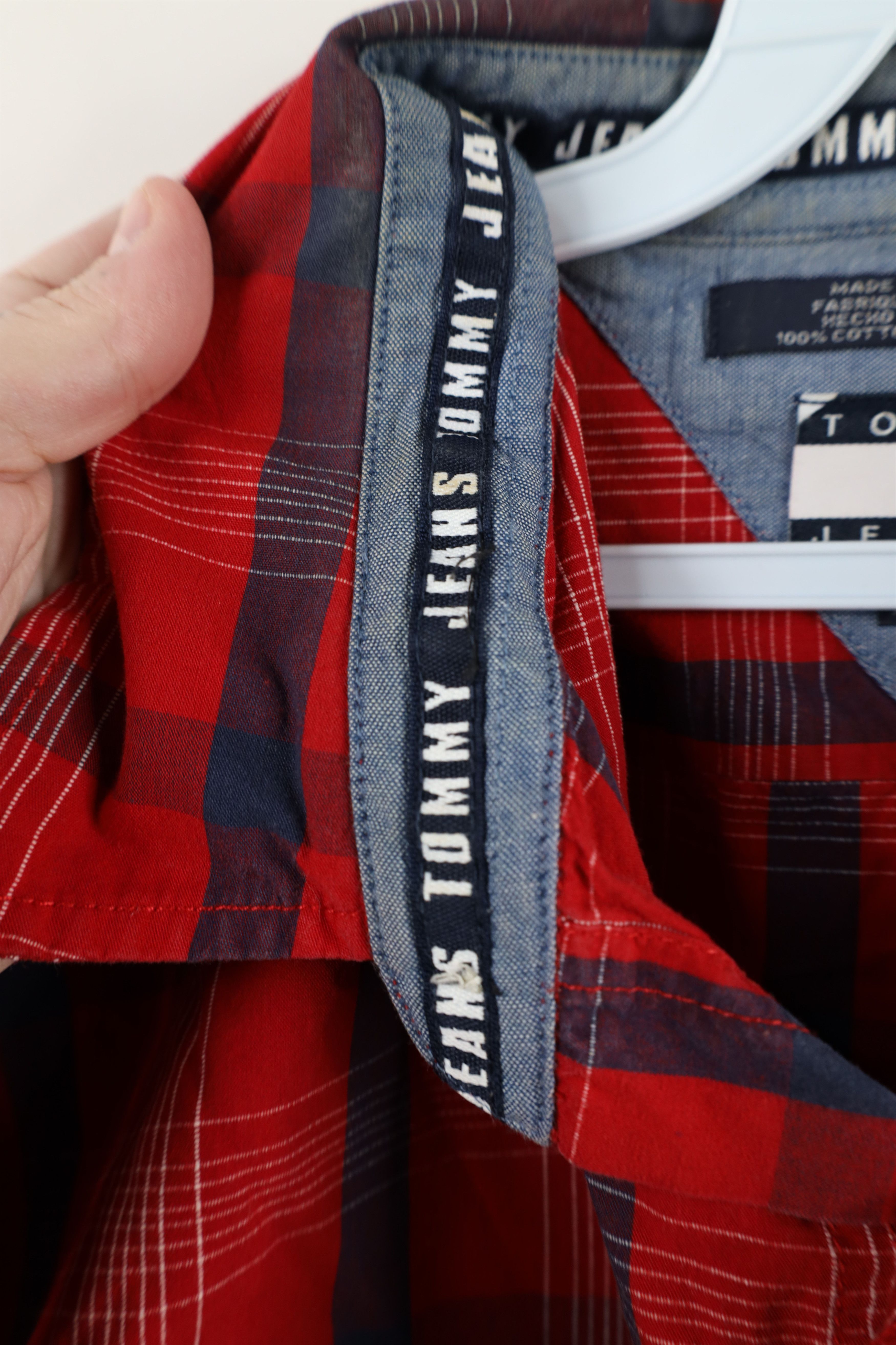 Tommy Hilfiger × Vintage Vintage 90s Tommy Hilfiger Spell Collared Board Button Shirt Size US XL / EU 56 / 4 - 7 Thumbnail