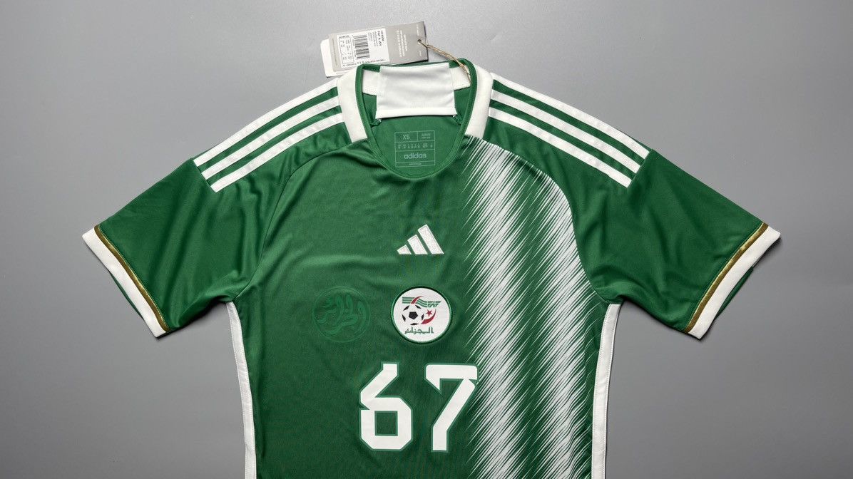 Adidas ALGERIA ADIDAS 2022 WORLD CUP FOOTBALL SOCCER AWAY JERSEY Size US XS / EU 42 / 0 - 2 Thumbnail