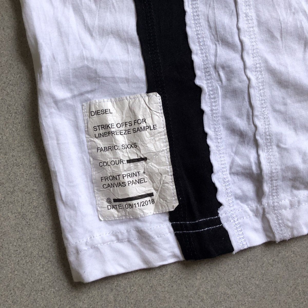 Diesel DIESEL Aesthetic Cut & Sew Rare Design T-Shirt Size US S / EU 44-46 / 1 - 6 Thumbnail