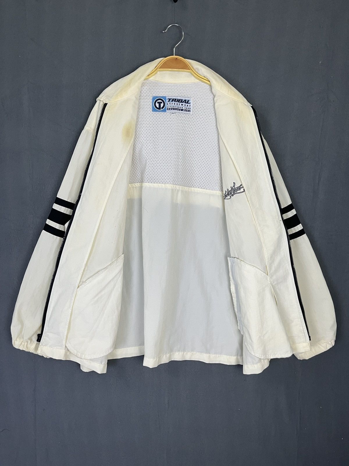 Tribal Streetwear × Vintage Vintage American Made Tribal Street Wear 90s Baggy Jacket Size US L / EU 52-54 / 3 - 6 Thumbnail