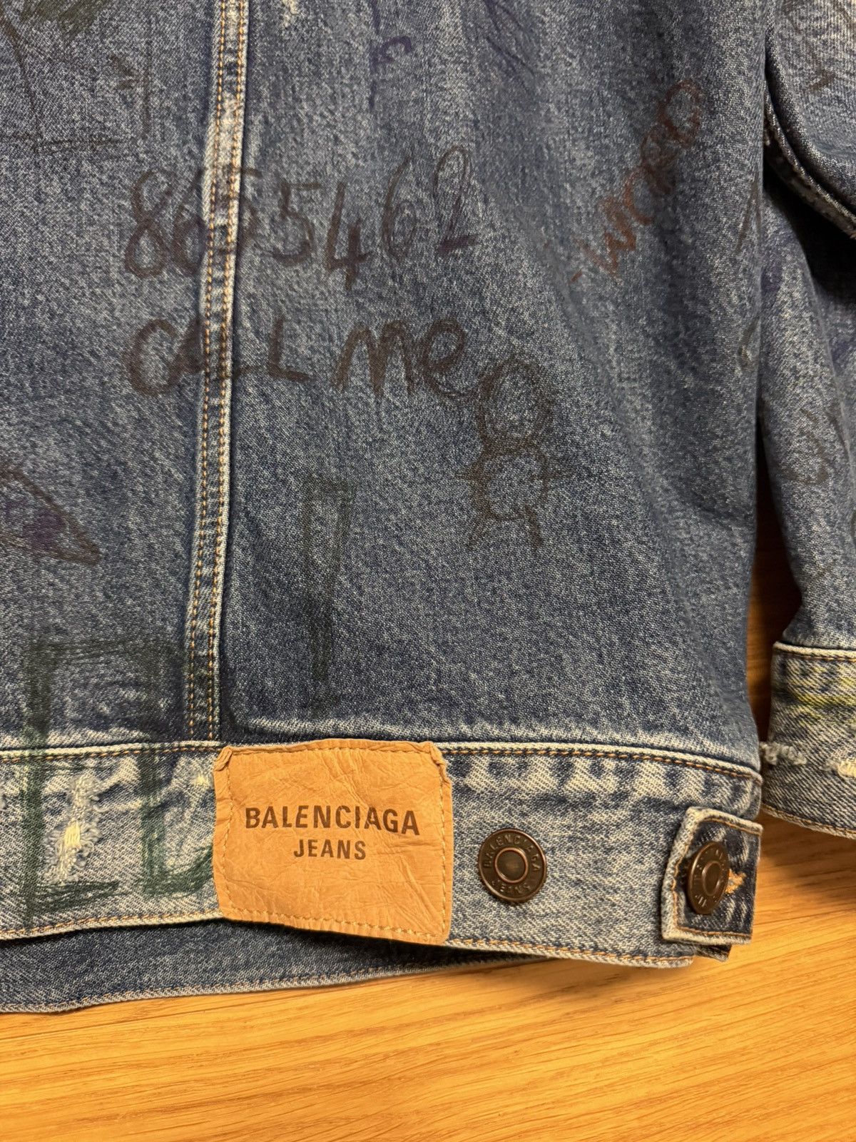 Balenciaga BALENCIAGA Scribble Oversized Denim Jacket Size US M / EU 48-50 / 2 - 7 Thumbnail