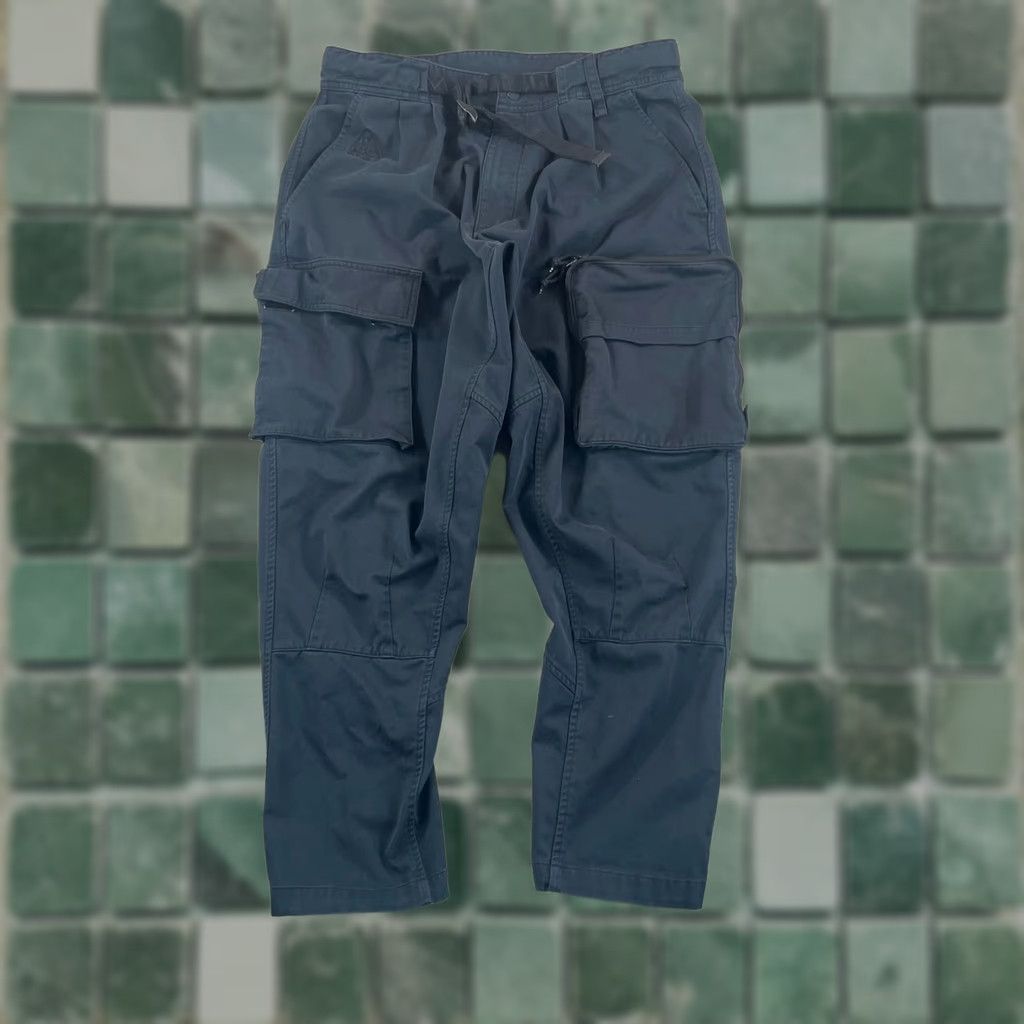 Nike Nike ACG Woven Cargo Pants Shirt Men M Black Belted Jogger Pockets Regular Size US 31 - 1 Thumbnail