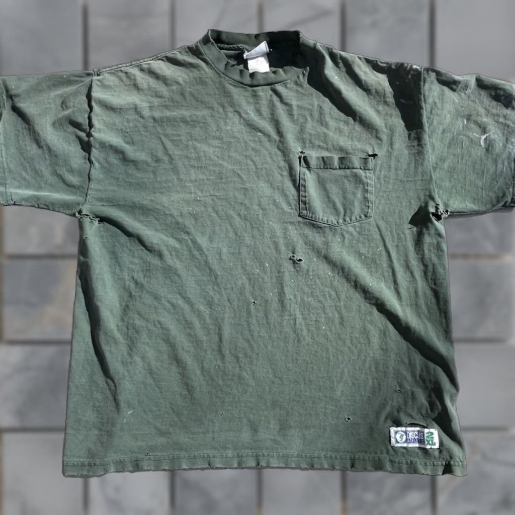 Vintage VINTAGE Discus Men's T-Shirt Green Solid Pocket 2XL THRASHED Grunge Workwear Distressed Crew Neck Short Sleeve USA 90s Logo Pocket Men's Size US XXL / EU 58 / 5 - 1 Thumbnail