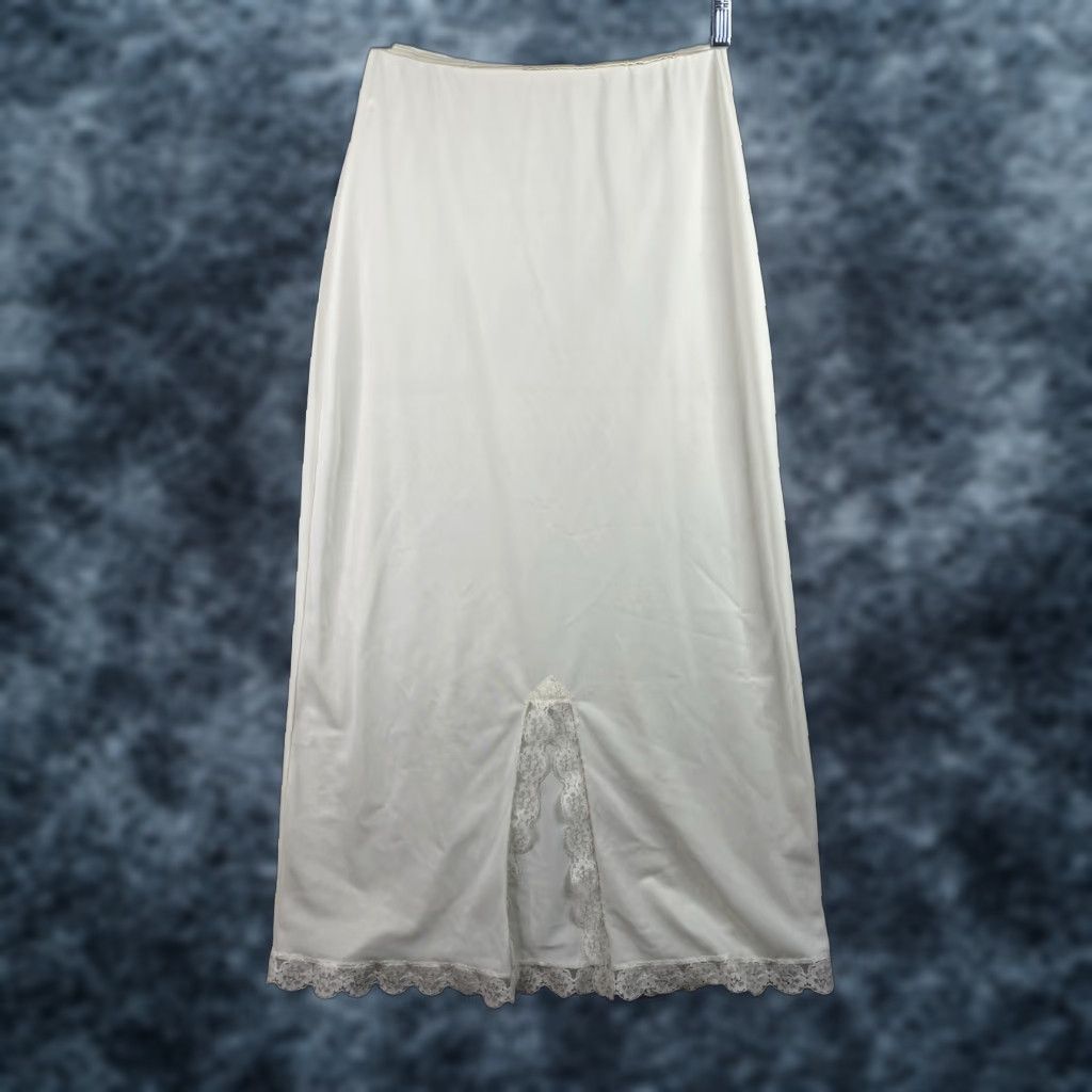 Vintage VINTAGE Lorraine Slip Shirt Ivory S Feminine Cottage Embroidered Lace Trim Long Size ONE SIZE - 1 Thumbnail