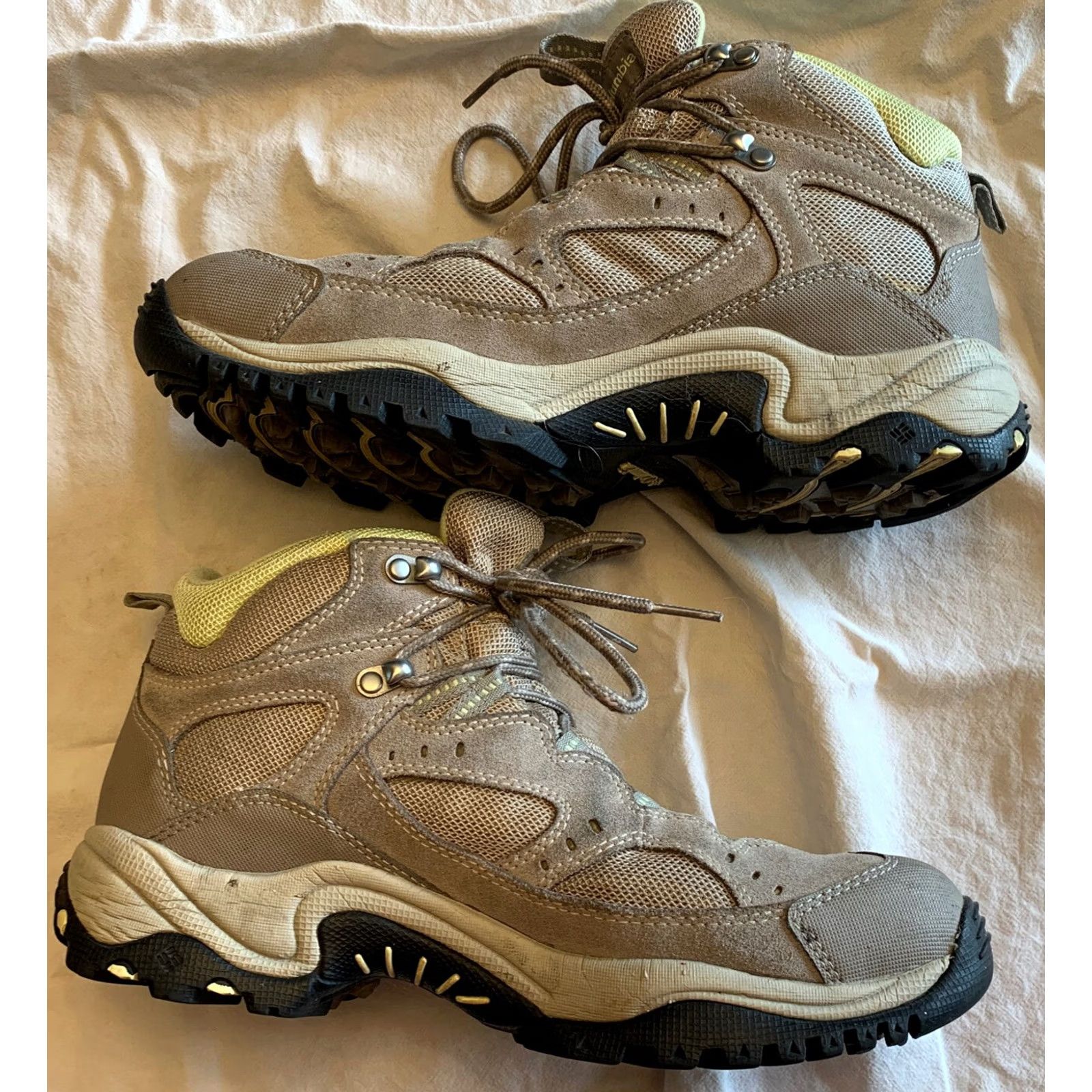 Vintage Columbia Omni Grip High Top Athletic Hiking Shoe Womens Size 9.5 Gray BL3444-275 Waterproof Footwear Sneaker Outdoor Regular Womens Size L / US 10 / IT 46 - 3 Thumbnail