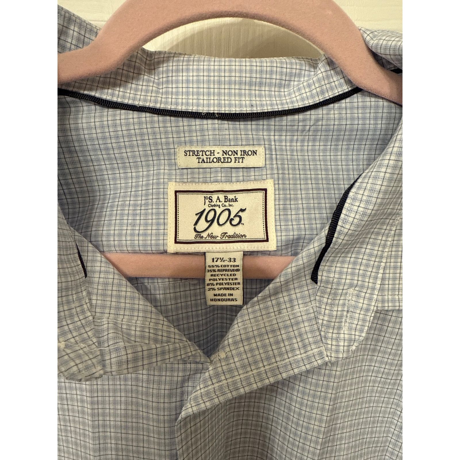 Jos. A. Bank Jos A Bank Stretch NonIron Tailored Button Down,17 1/2-33 Size US M / EU 48-50 / 2 - 2 Thumbnail