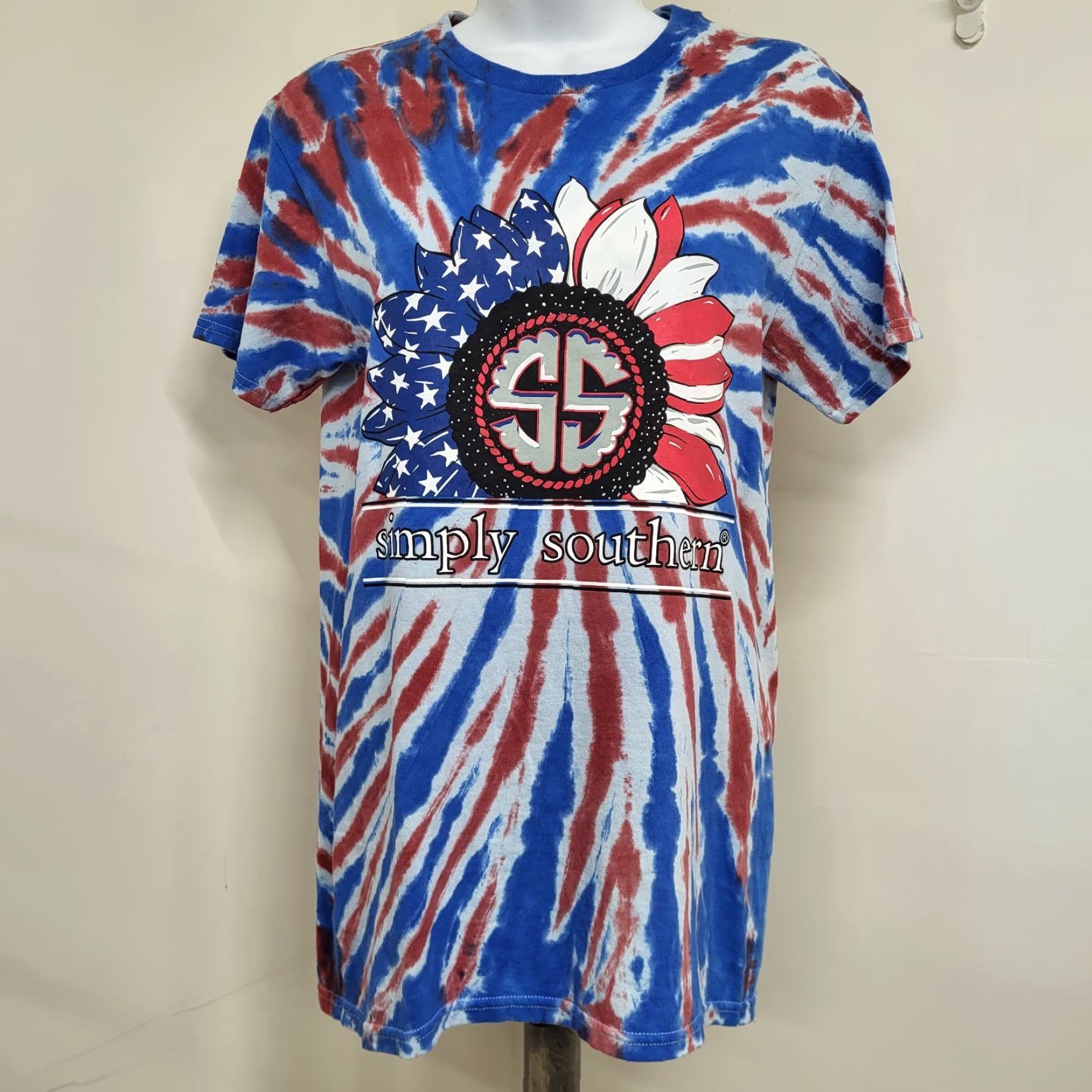 Vintage Simply Southern T-Shirt Women’s Size S Short Sleeve Patriotic Tie Dye Dog Daisy Women's Shirt Casual Summer Size S / US 4 / IT 40 - 2 Thumbnail