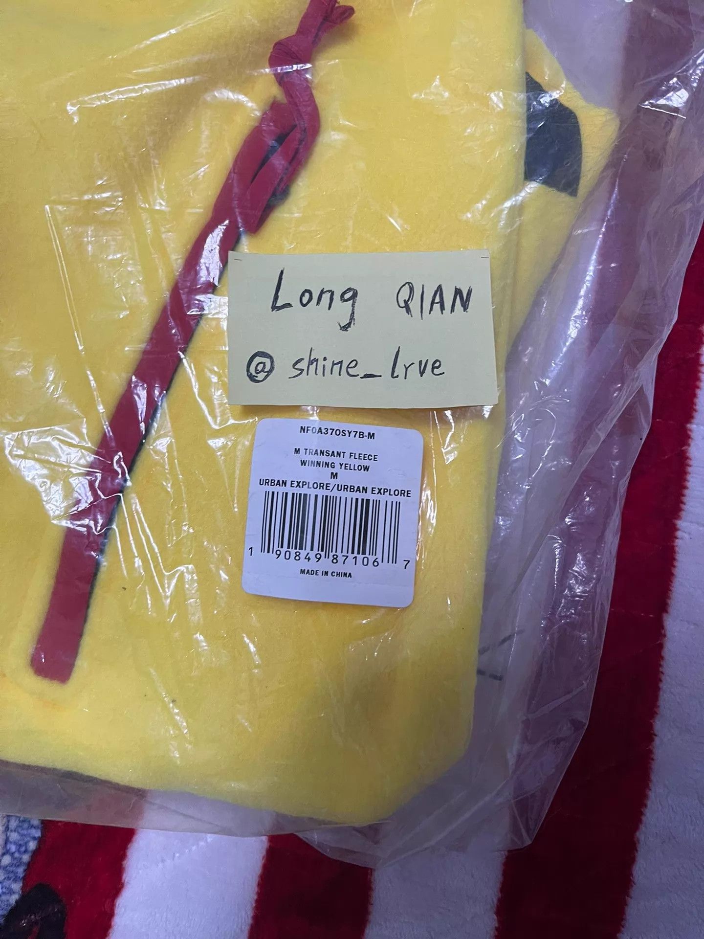 Supreme Supreme x TNF Flag Yellow Fleece Jacket M Size US M / EU 48-50 / 2 - 6 Thumbnail