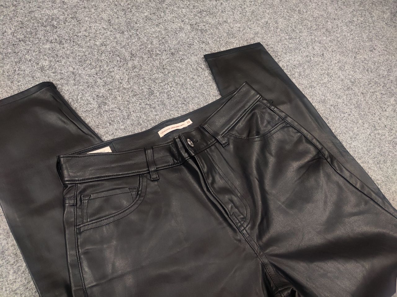 Levi's Vintage Levi's 720 Black Faux Leather high rise skinny Pants Size 29" - 13 Thumbnail