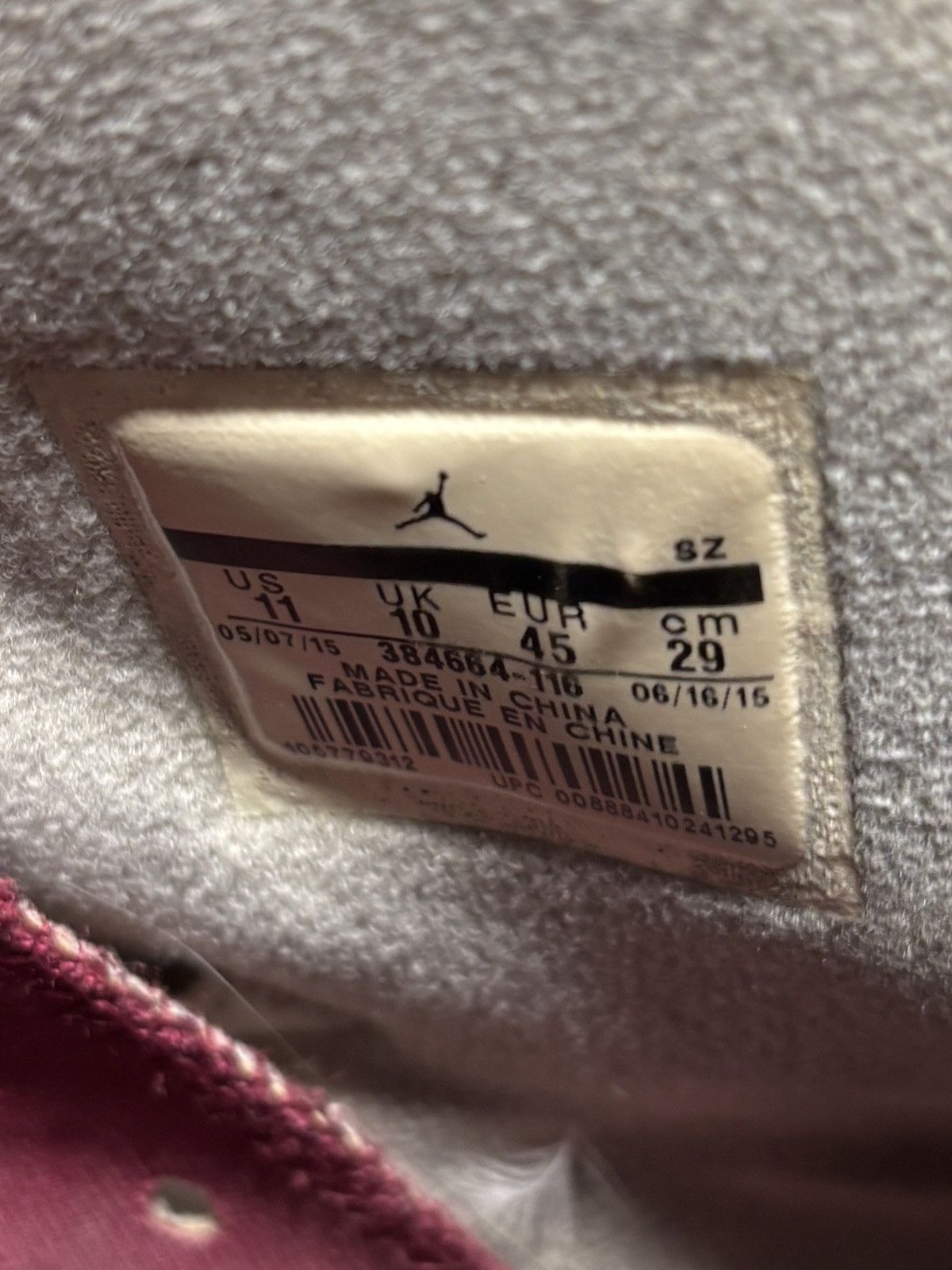 Jordan Brand 2015 Jordan 6 Maroon Air Jordan VI Retro 384664-116 Mens 11 Size US 11 / EU 44 - 11 Thumbnail